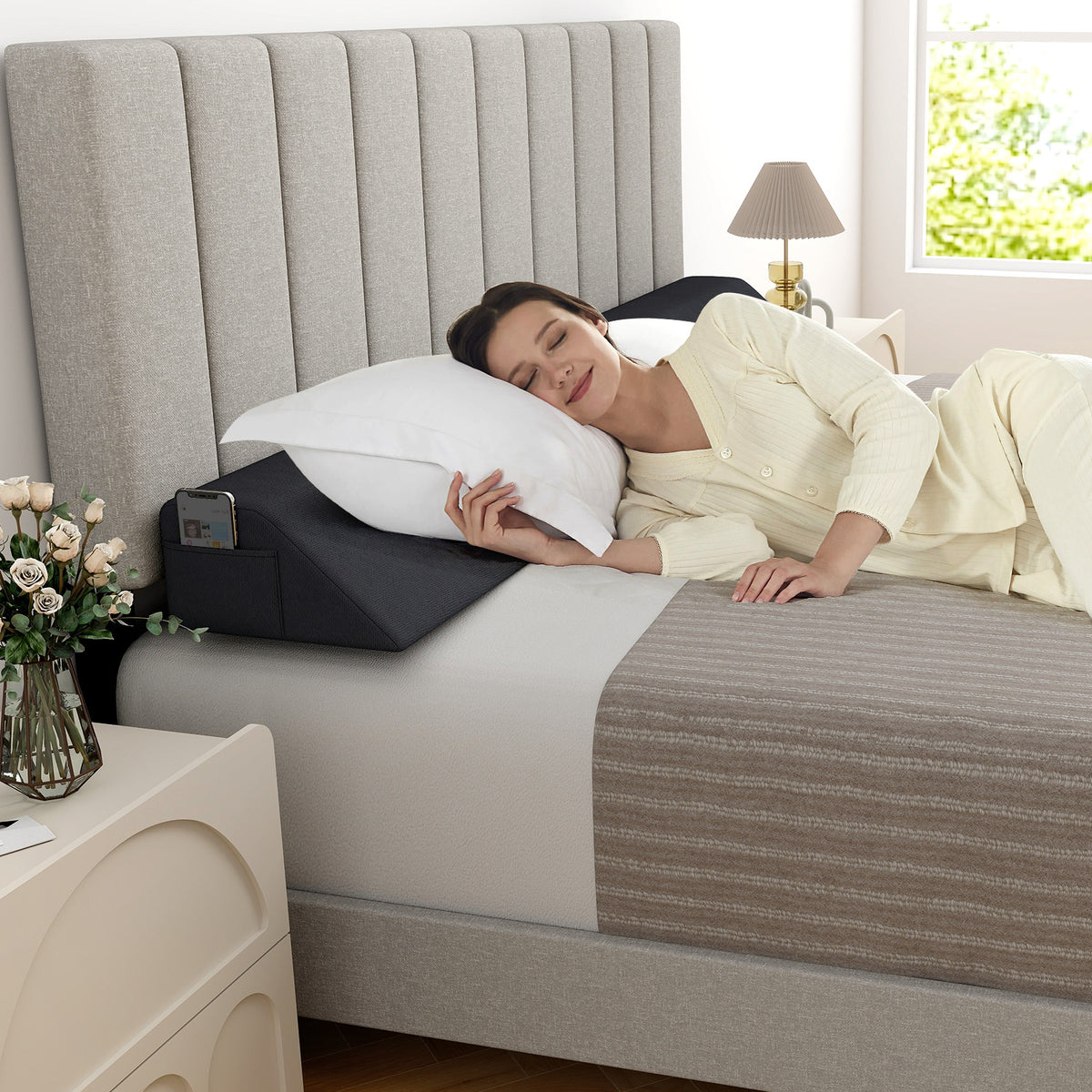 Bed Wedge Pillow with 2 Storage Pockets-Queen Size
