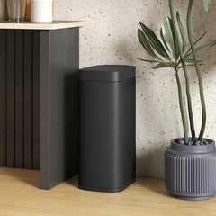 HOMCOM 50L Sensor Bin, Automatic Kitchen Bin, Manual Override, Battery Operated, Inner-Bucket-Free, for Kitchen, Bedroom, Black