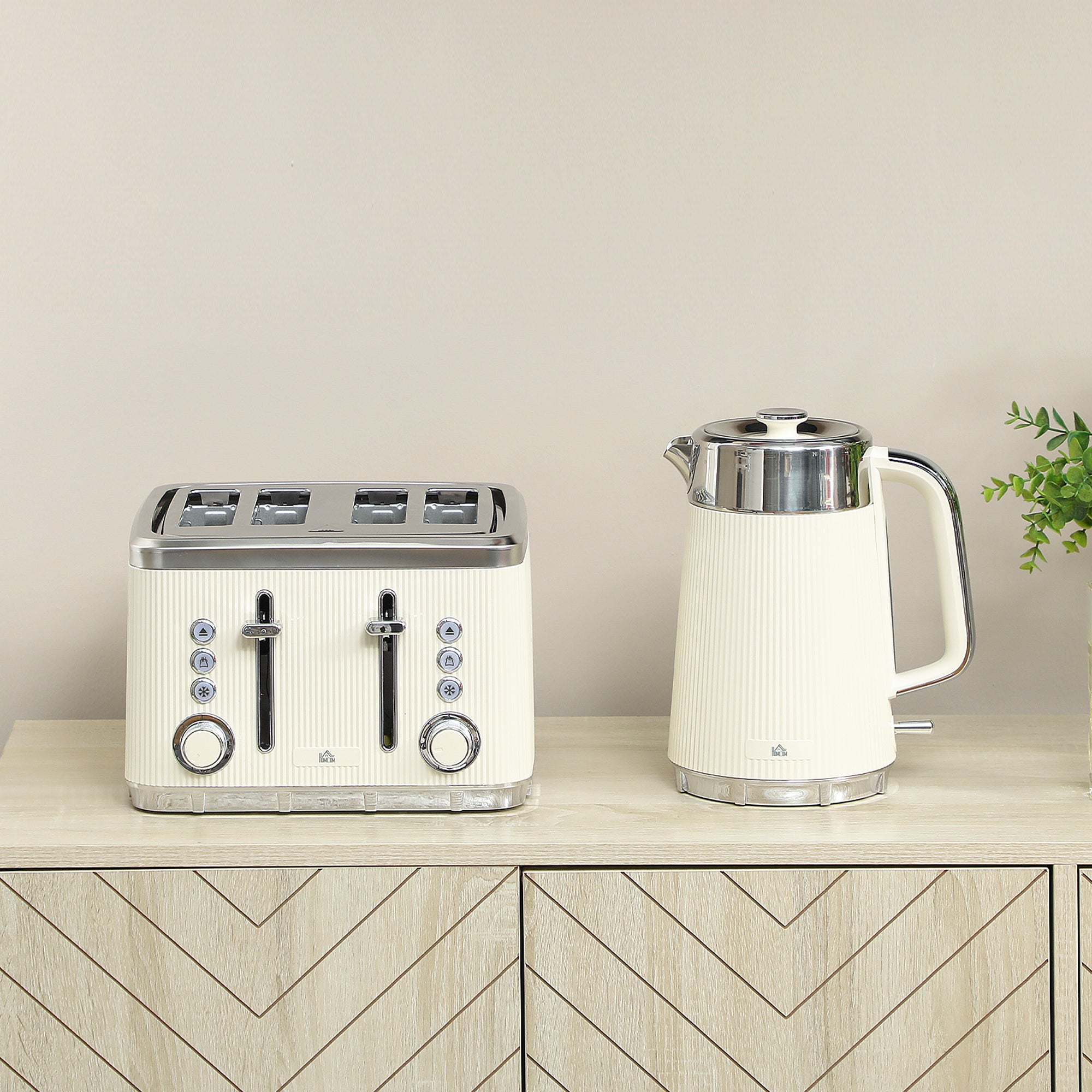 HOMCOM Electric Kettle and Toaster Set, 3000W 1.7L UK Strix Thermostat Rapid Boil Jug Kettle with Limescale Filter, Cool Touch Body, 4 Slice Toaster with 7 Browning Controls, Crumb Tray, Cream