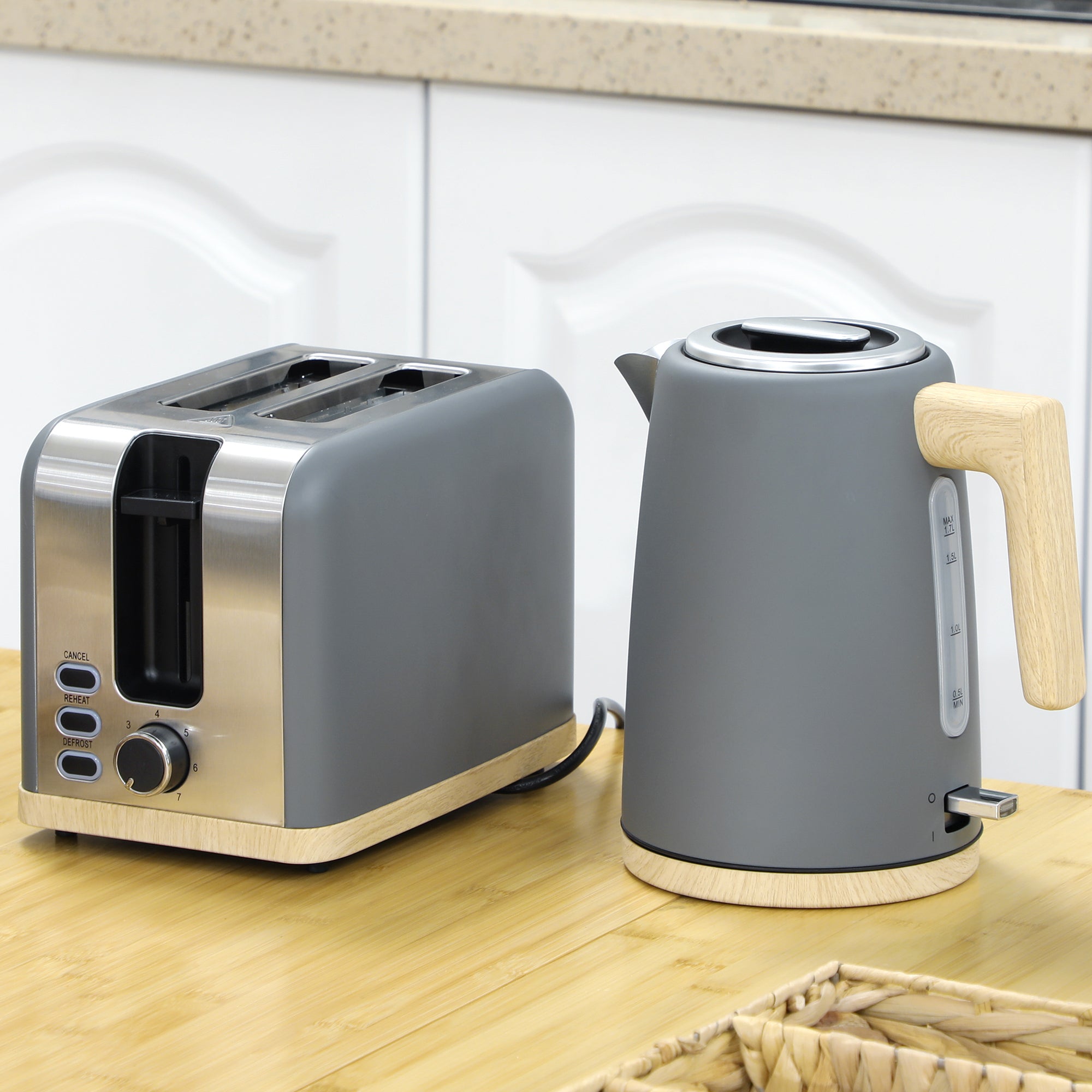 HOMCOM Stainless Steel Kettle and Toaster Set, 1.7L 3000W Fast Boil Kettle & 2 Slice Toaster Kitchen Set with 7 Level Browning Controls, Defrost, Reheat, Auto Off, Boil-dry Protection, Grey
