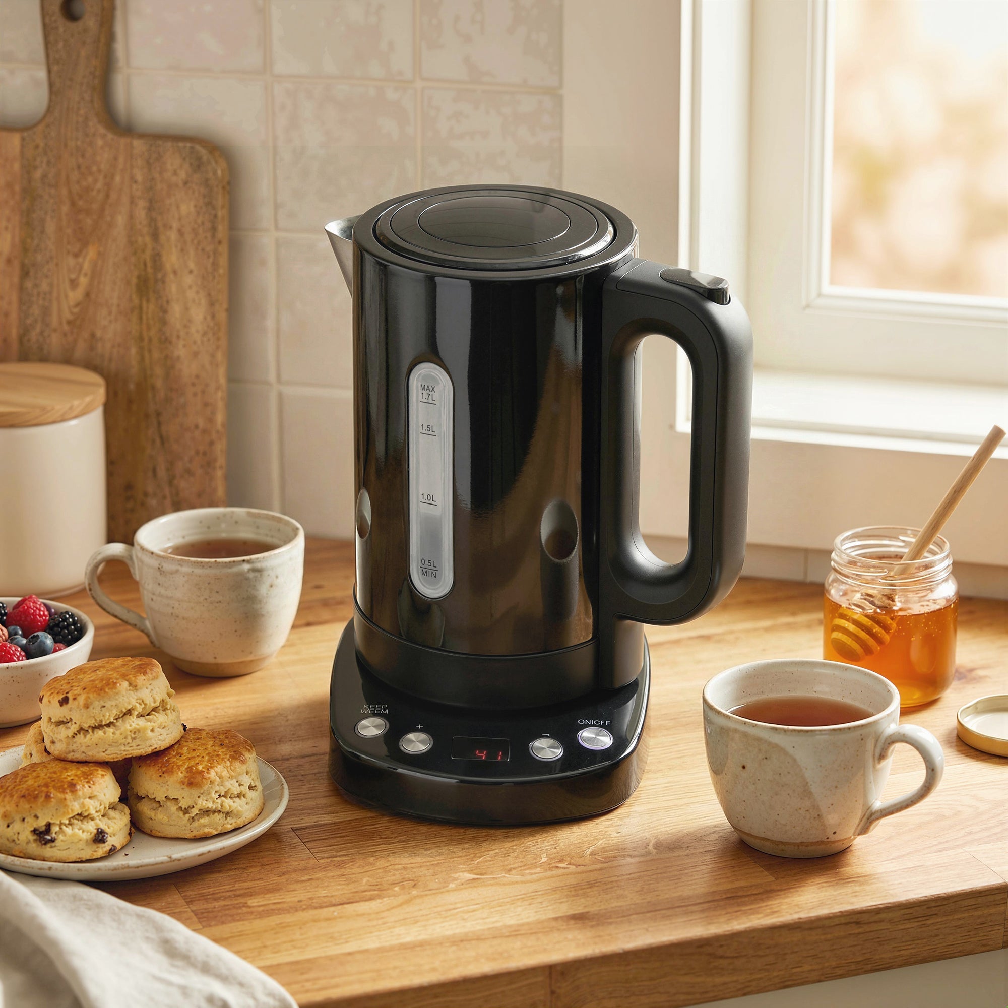 HOMCOM Electric Kettle, 1.7L, Fast Boil, 3kW Water Kettle with UK Strix Thermostat, Keep Warm Function, LCD Base, Black