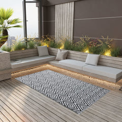 vidaXL Outdoor Carpet | White and Black | Polypropylene | 160x230 cm | Pattern 1