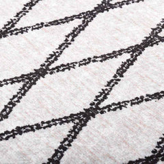 vidaXL Rug | Black and white | 100% Polyester, PVC backing | 160x230 cm 4