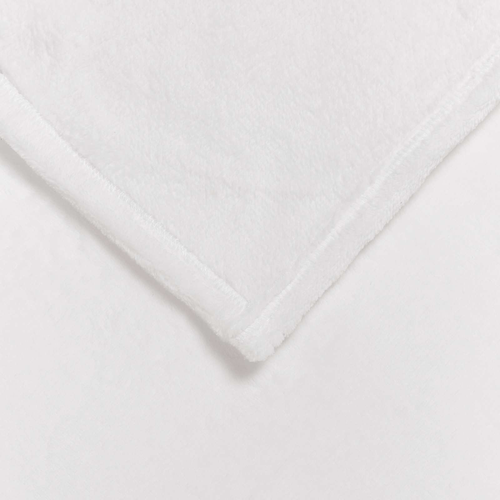 vidaXL Throw Blankets 6 pcs White 130 x 150 cm 3.04 kg Fleece 6