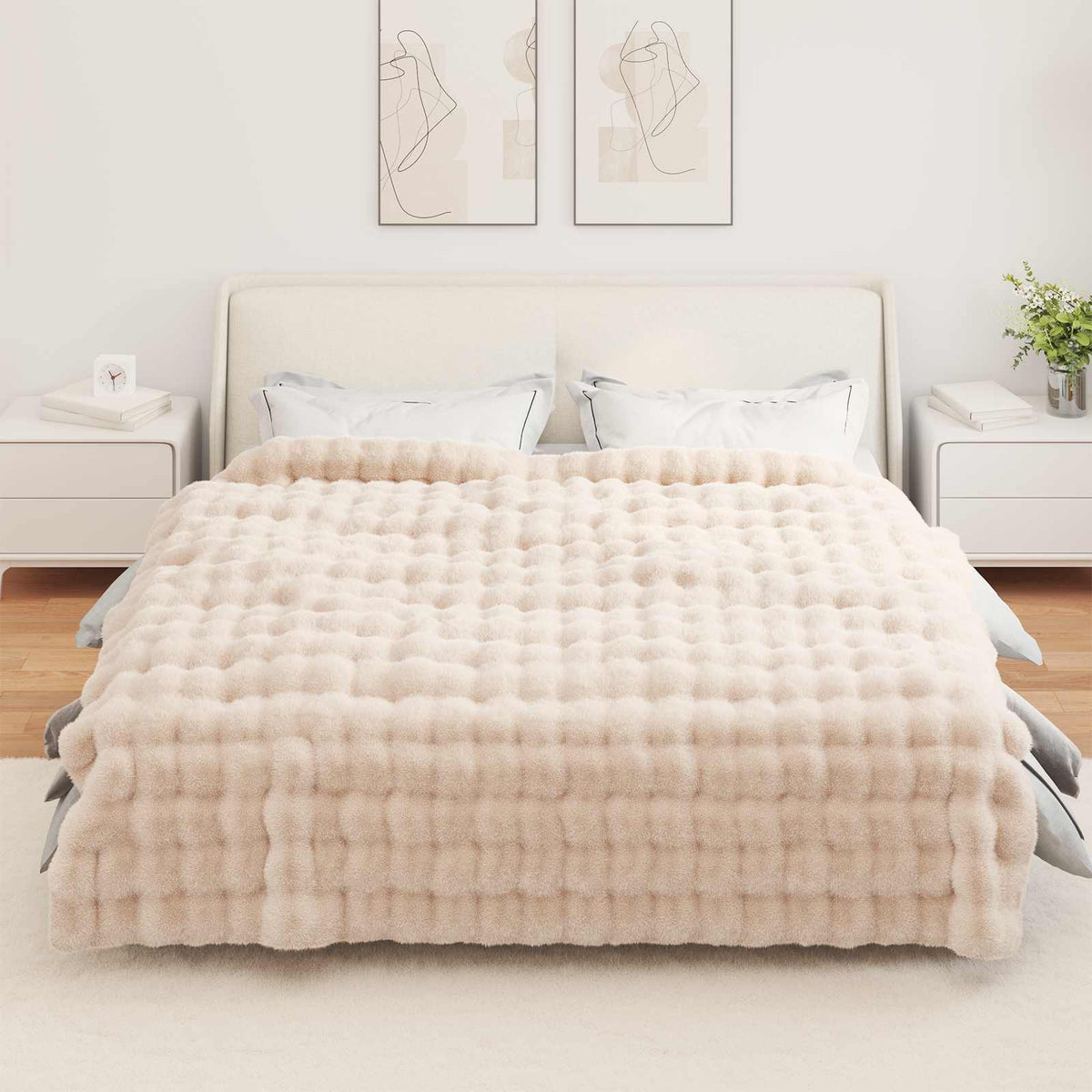 Anti-Slip Faux Rabbit Fur Blanket OLITE Beige