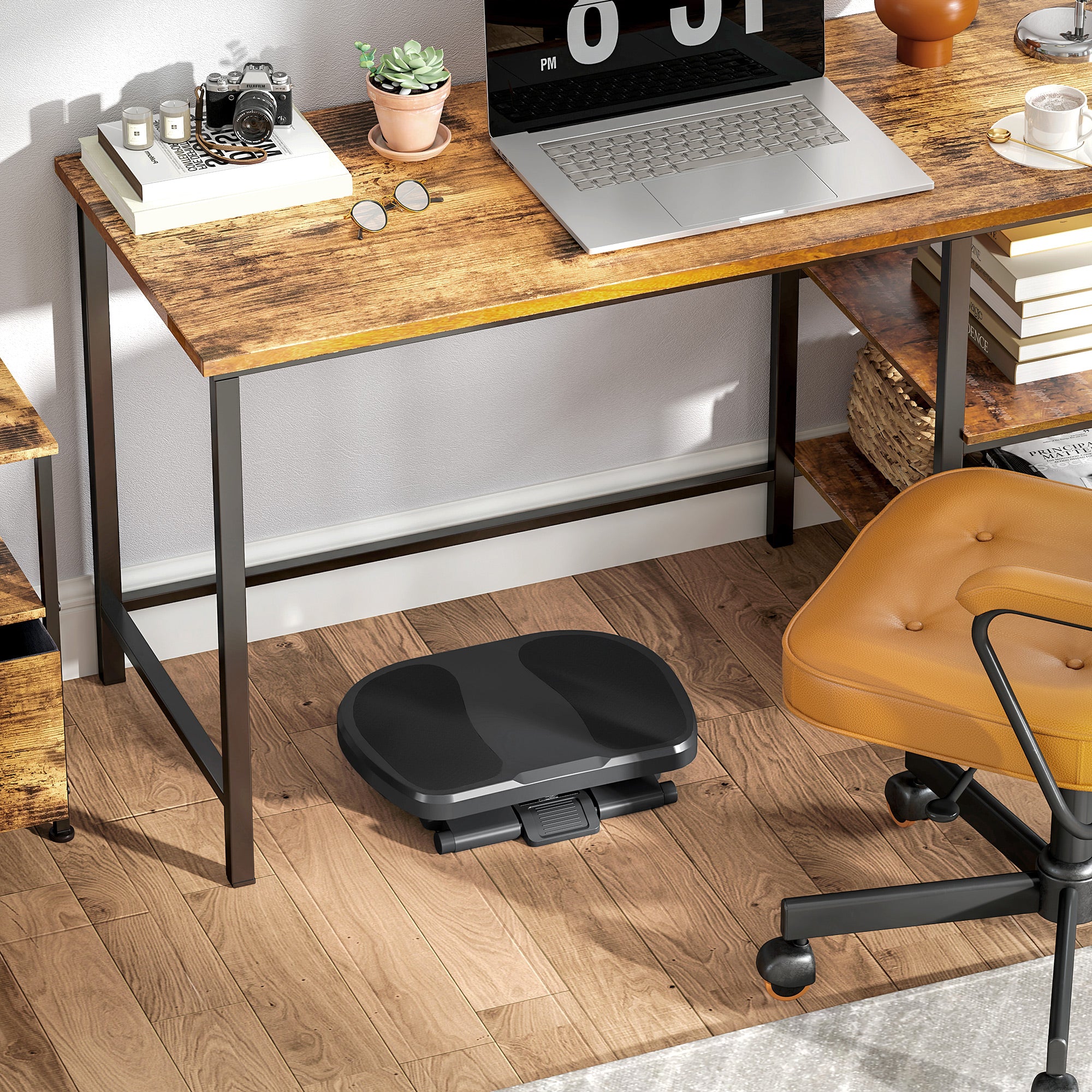 HOMCOM 0-30√Ç¬∞ Three-Height Under-Desk Support Footrest - Grey