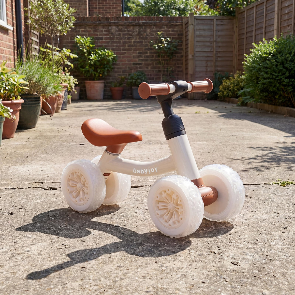 Baby Balance Bike No Pedal Toddler Balance Bike with Adjustable Handlebar and Seat-white