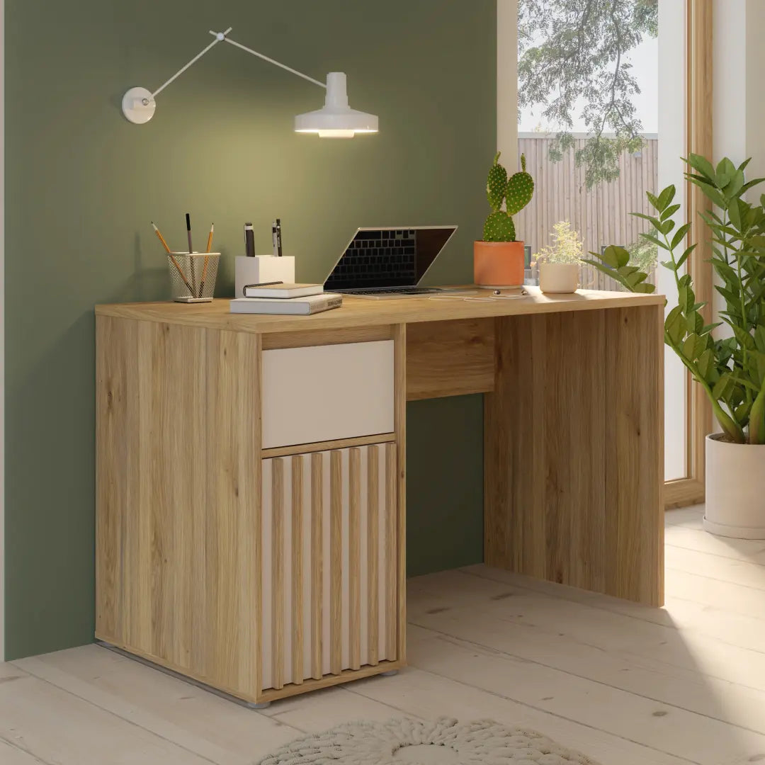 Eliston Desk 120cm in Oak Mauvella