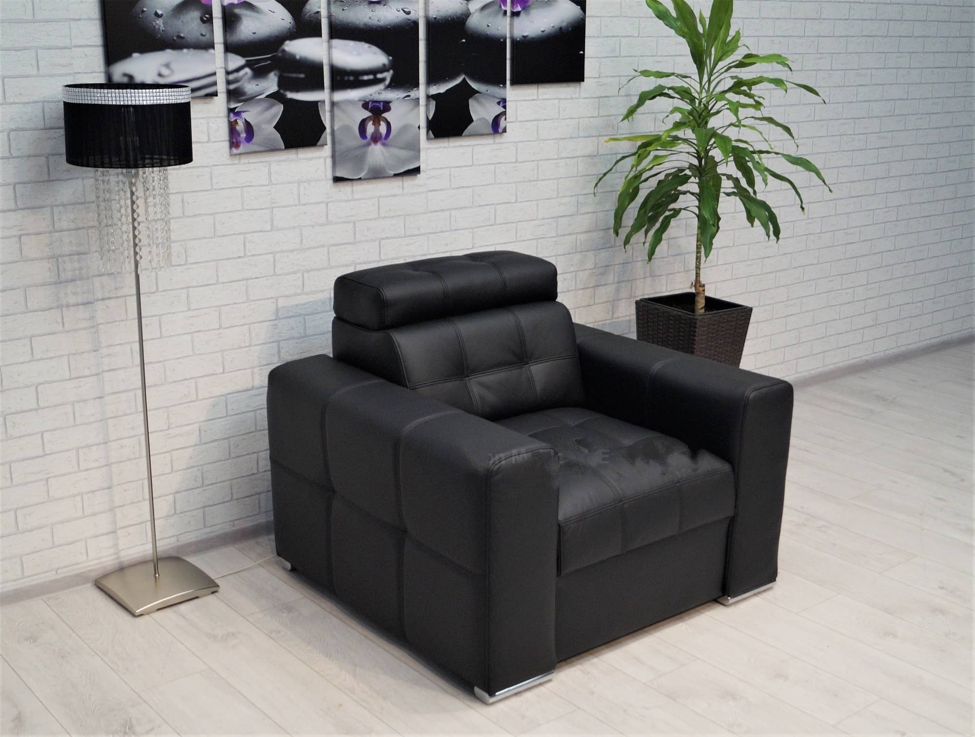 Irys Armchair
