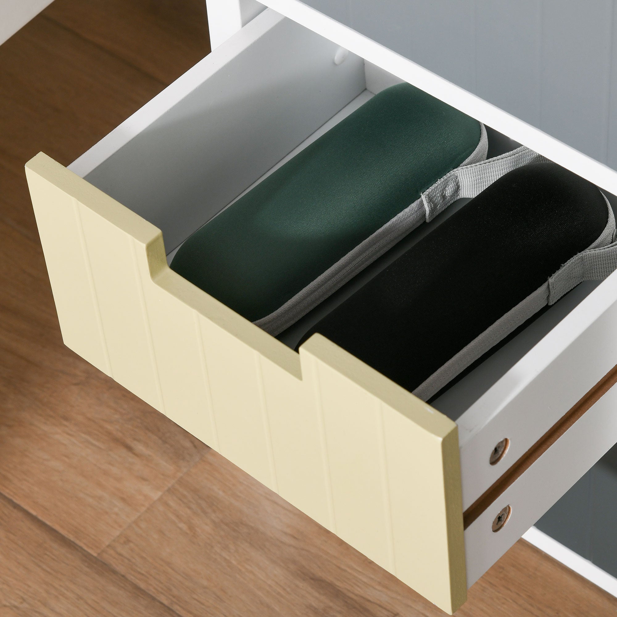 HOMCOM 3 Drawer Storage Tower, Dresser Chest with Wood Top, Organiser Unit for Closets Bedroom Nursery Room Hallway