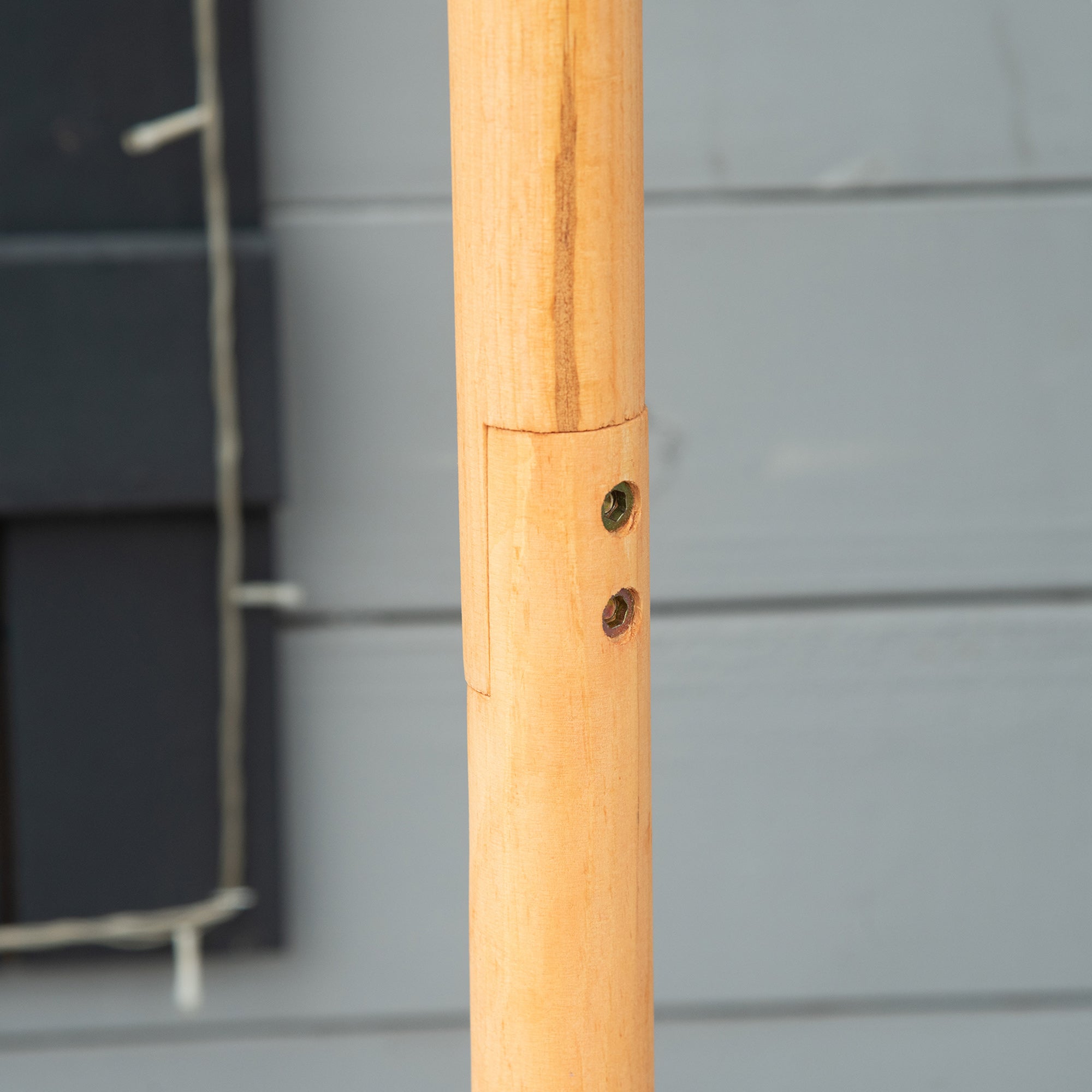 PawHut Wooden Bird Table Free Standing Feeder Garden Sheltered Feeding Station Parrot Stand Birdhouse 40x113cm