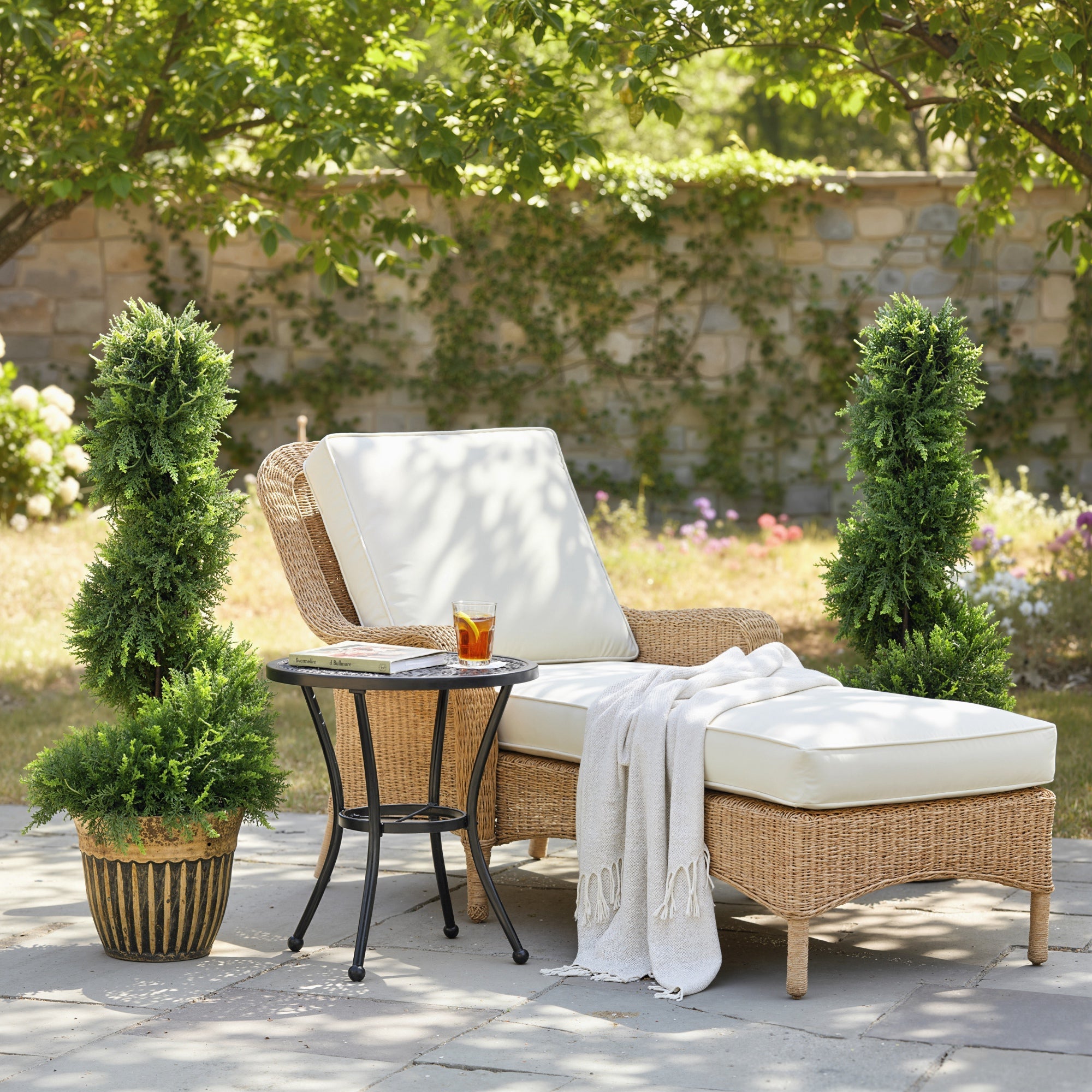 HOMCOM Set of 2 Artificial Plants, Topiary Spiral Boxwood Cypress Trees with Pot, for Home Indoor Outdoor Decor, 90cm