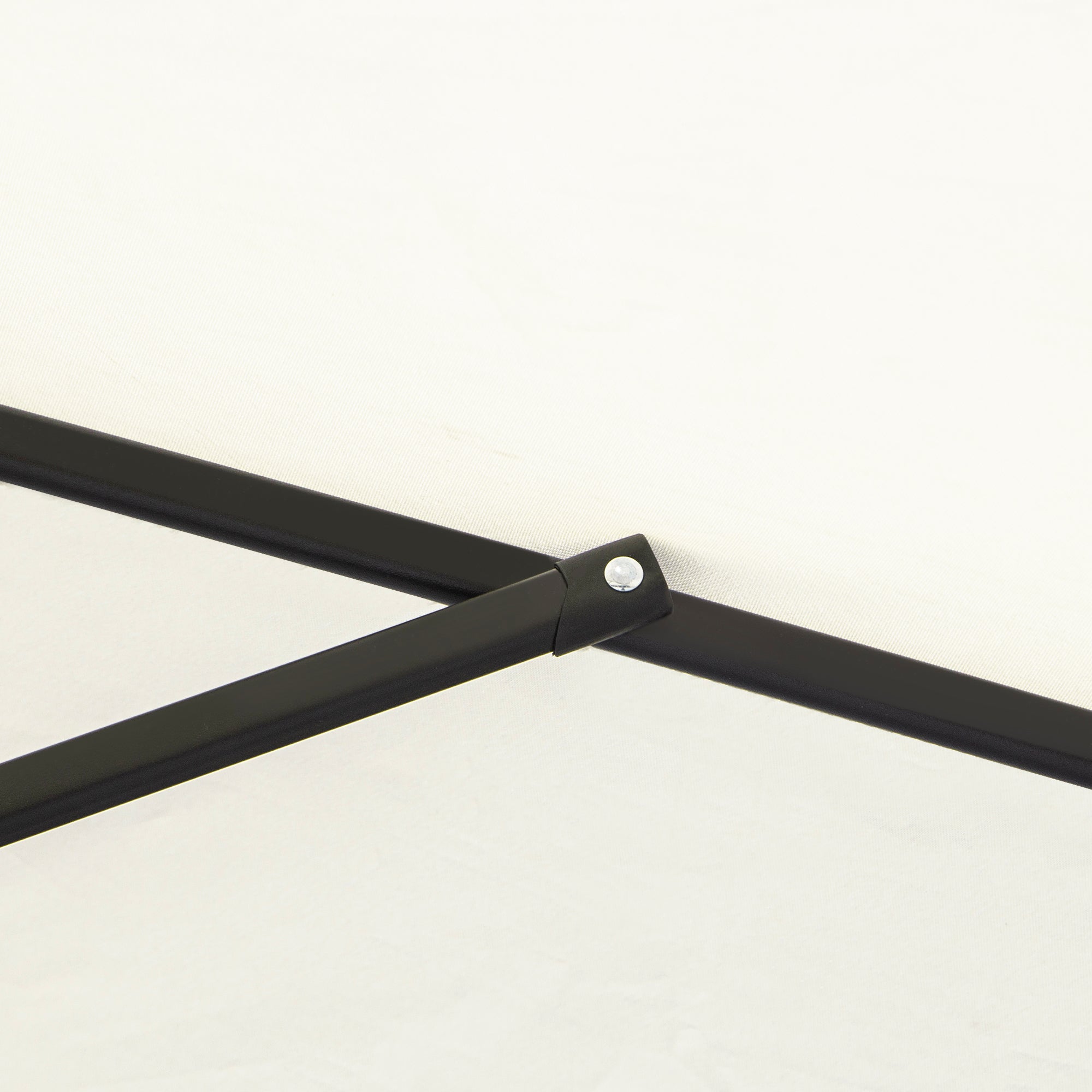 Outsunny2.6M Garden Parasol Umbrella with Tilt and Crank, Outdoor Sun Parasol Sunshade Shelter with Aluminium Frame, Cream White