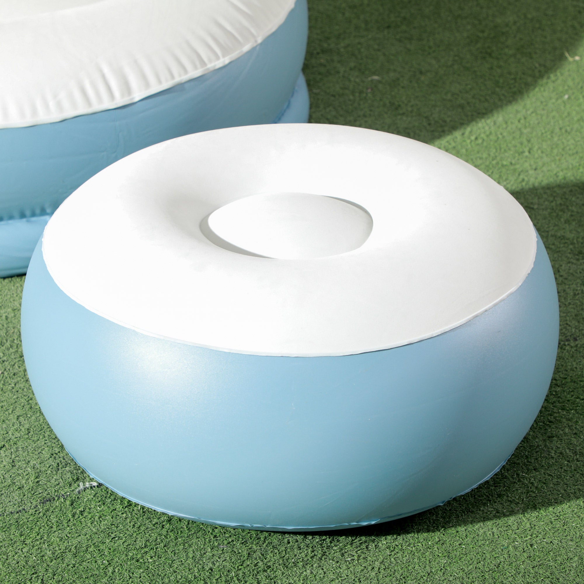 Outsunny Inflatable Tub Chair and Footstool - Blue/White