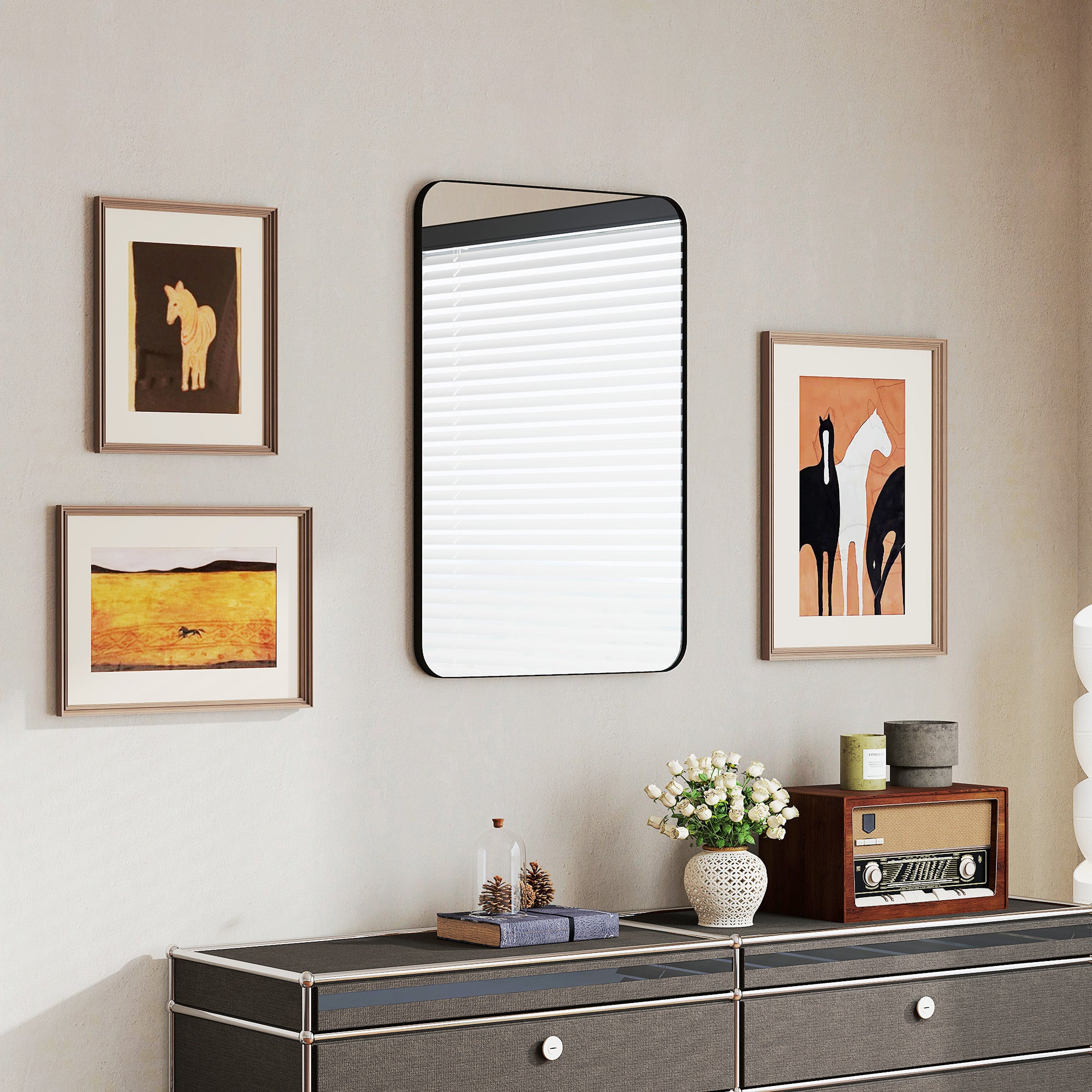 HOMCOM 90 x 60cm Curved Bathroom Mirror - Black