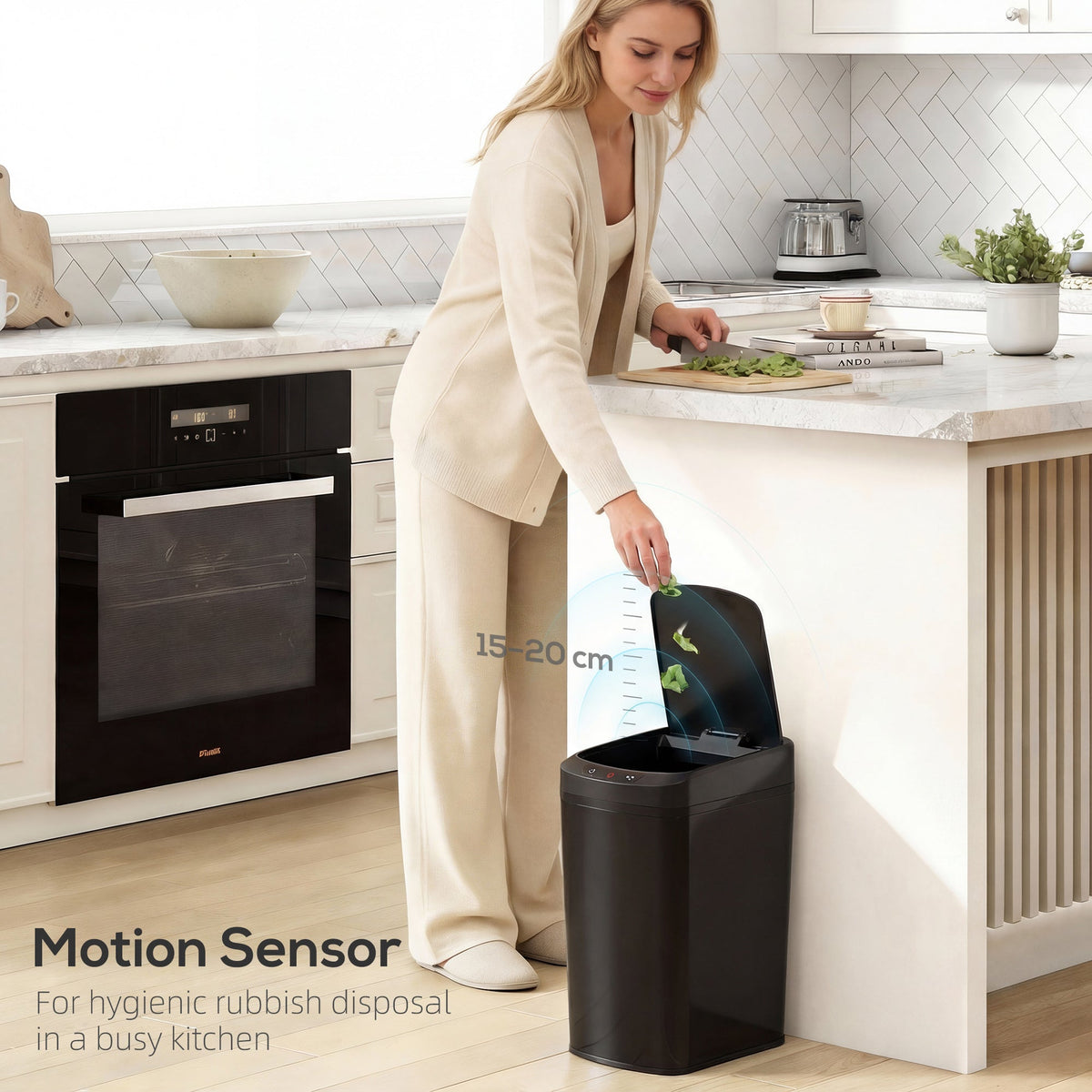 HOMCOM 12L Sensor Bin, Automatic Touchless Motion Sensor Kitchen Bin with Fingerprint Resistant Stainless Steel, Black
