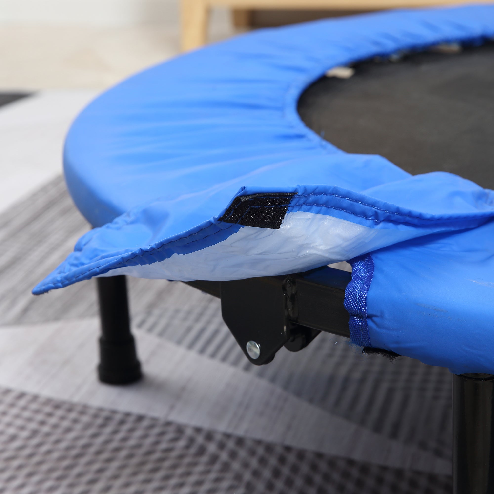 HOMCOM 96cm Mini Fitness Trampoline Home Gym Yoga Exercise Rebounder Indoor Outdoor Jumper with Safety Pad, Support Up to 100 KG, Blue and Black