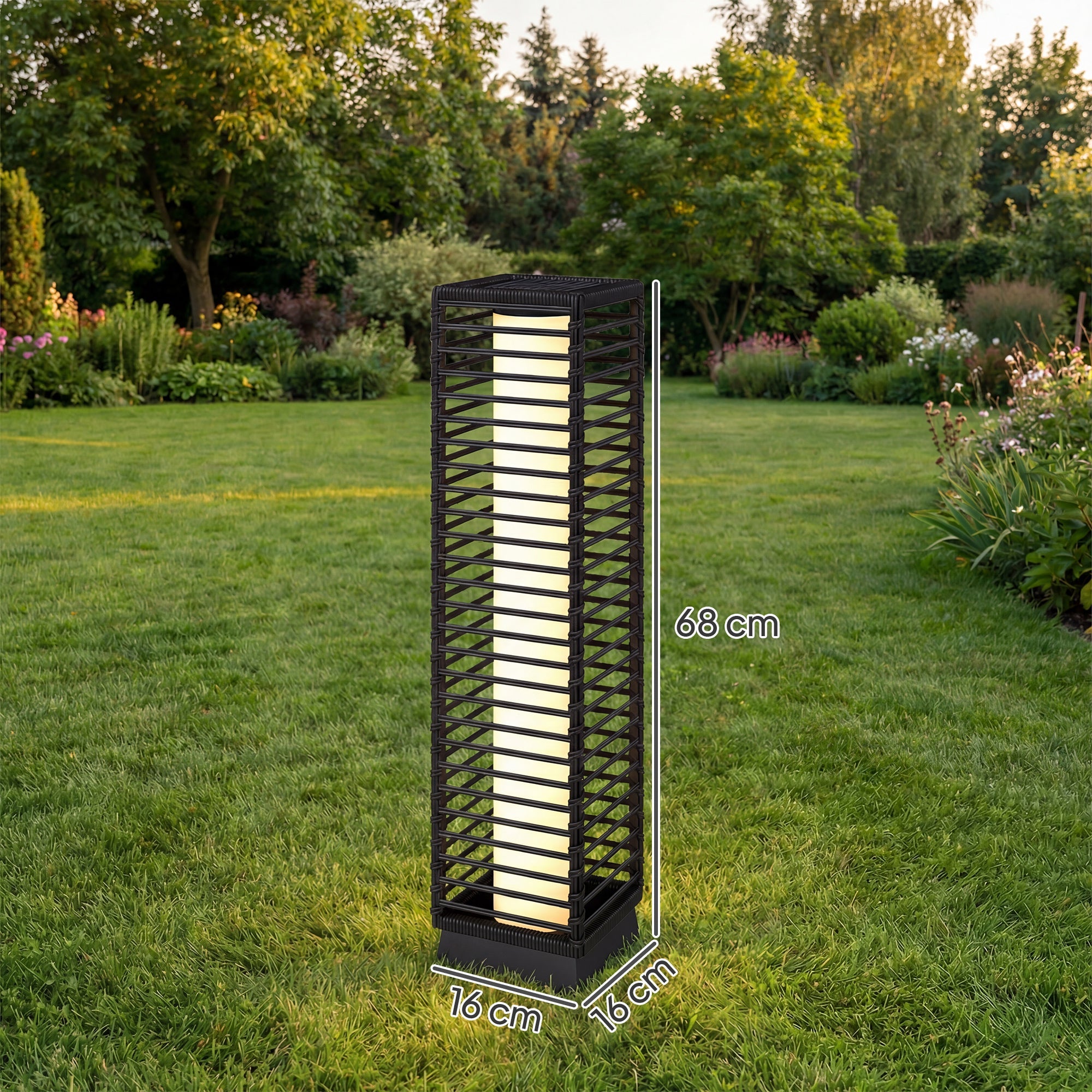 Outsunny Garden Rattan Lamp, 68 cm Solar Rattan Floor Lamp, Solar Garden Light with Auto On/Off LEDs, IP44 Waterproof, Black