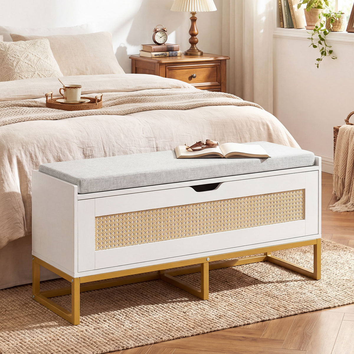Rattan Storage Chest Wicker Shoe Bench with Padded Seat-White