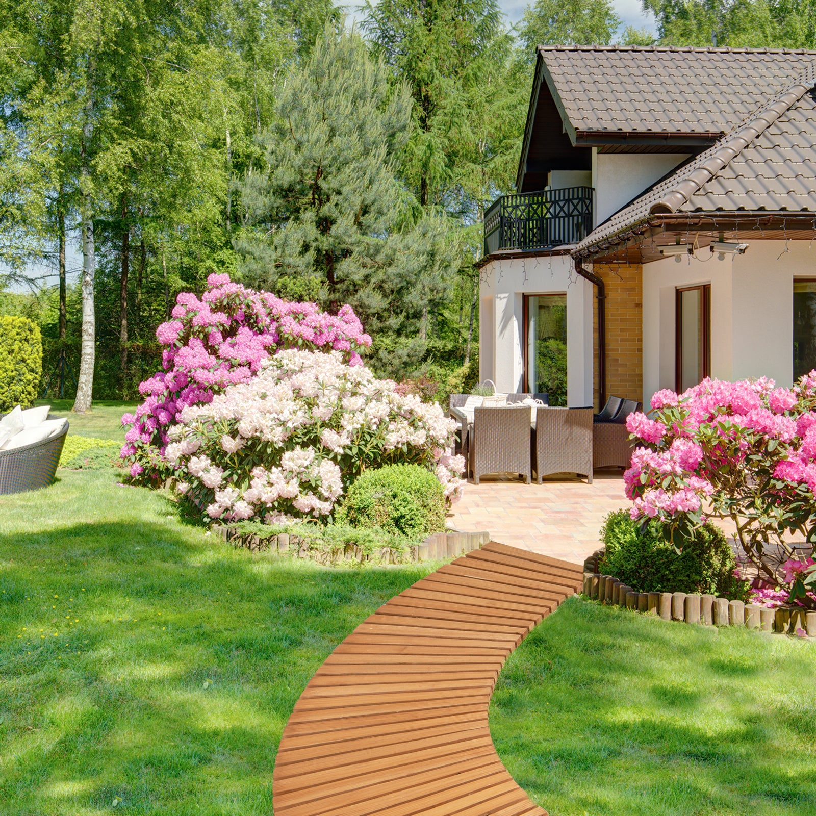 Roll-Out Garden Pathway with Non-slip Surface and Plastic Sheath