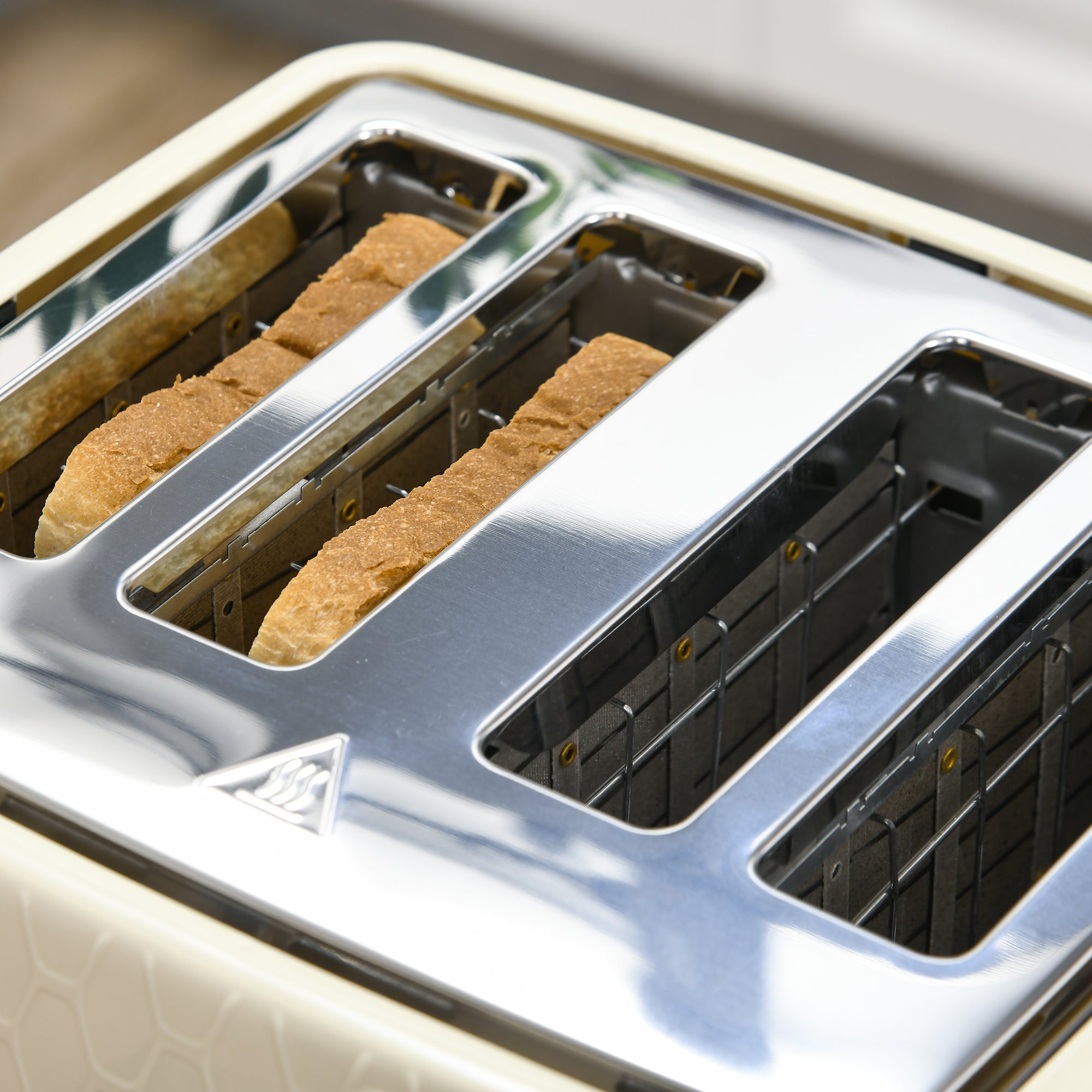 HOMCOM Kettle and Toaster Set, 1.7L 3000W Fast Boil Jug Kettle, 4 Slice Toaster with 7 Level Browning Controls, Beige