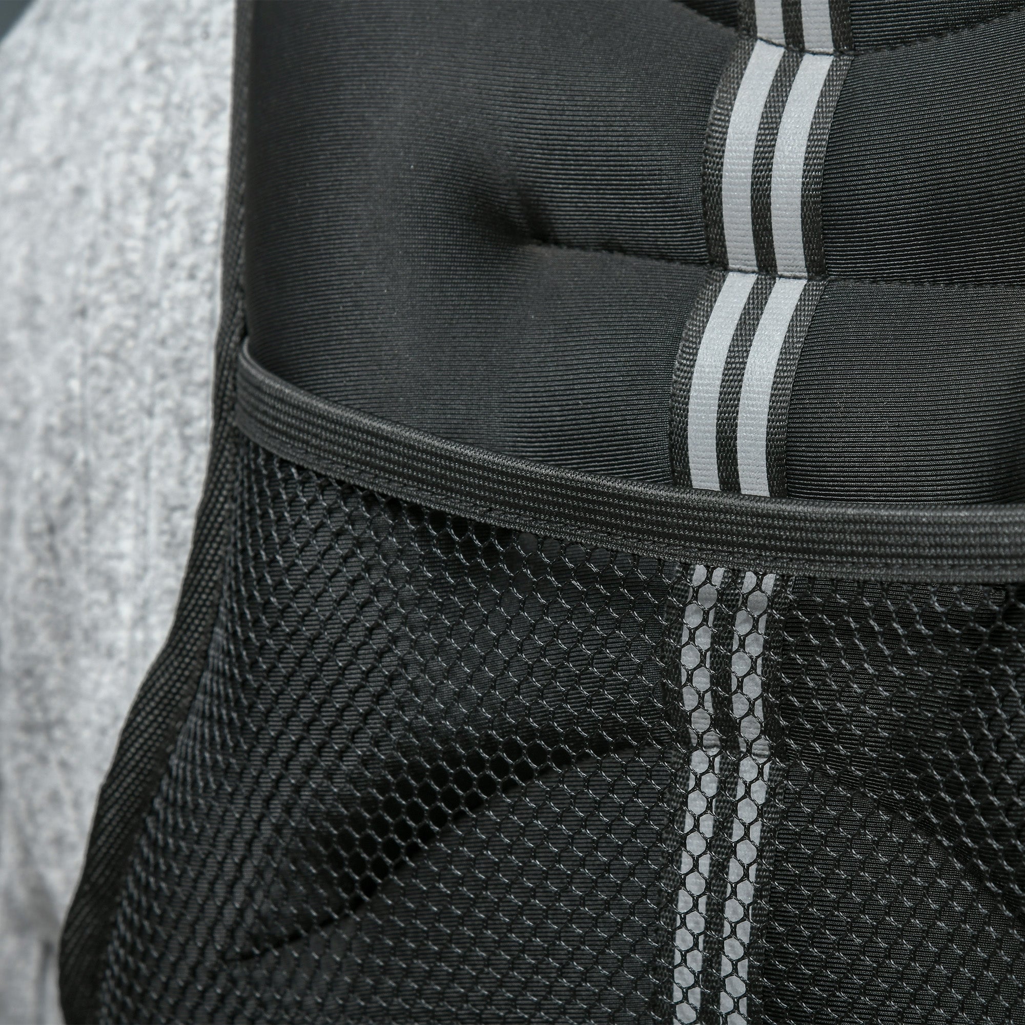 HOMCOM 10KG Weighted Vest, Running Weight Vest with Adjustable Straps, Convenient Pocket and Reflective Strips, for Men and Women Cardio Exercise Strength Training Workout