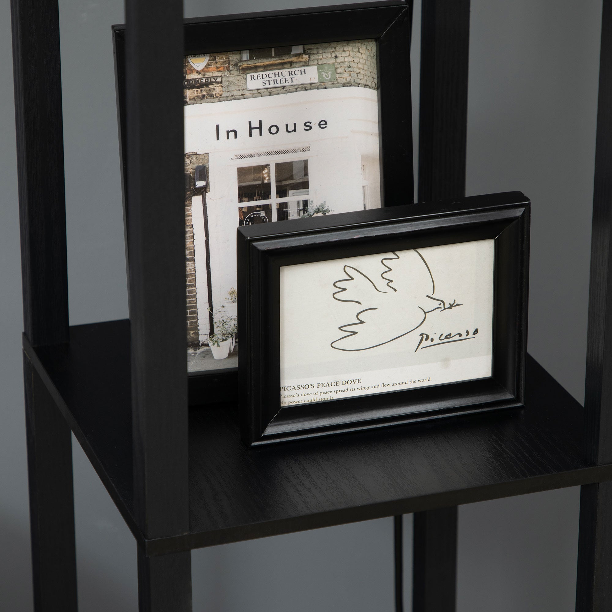 HOMCOM Floor Lamp with Shelves, Dual Light, Modern Tall Standing Lamps for Living Room, Bedroom, with Chain Switch, Bulb not Included, Black