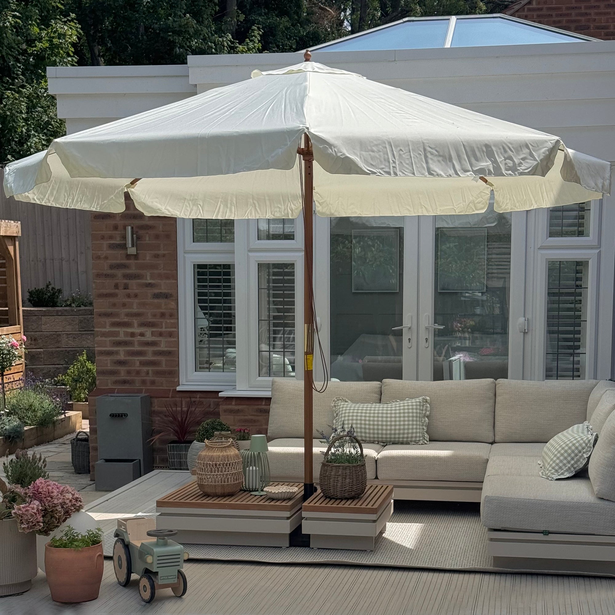 Outsunny 3.3m Elegant Wooden Parasol - Cream