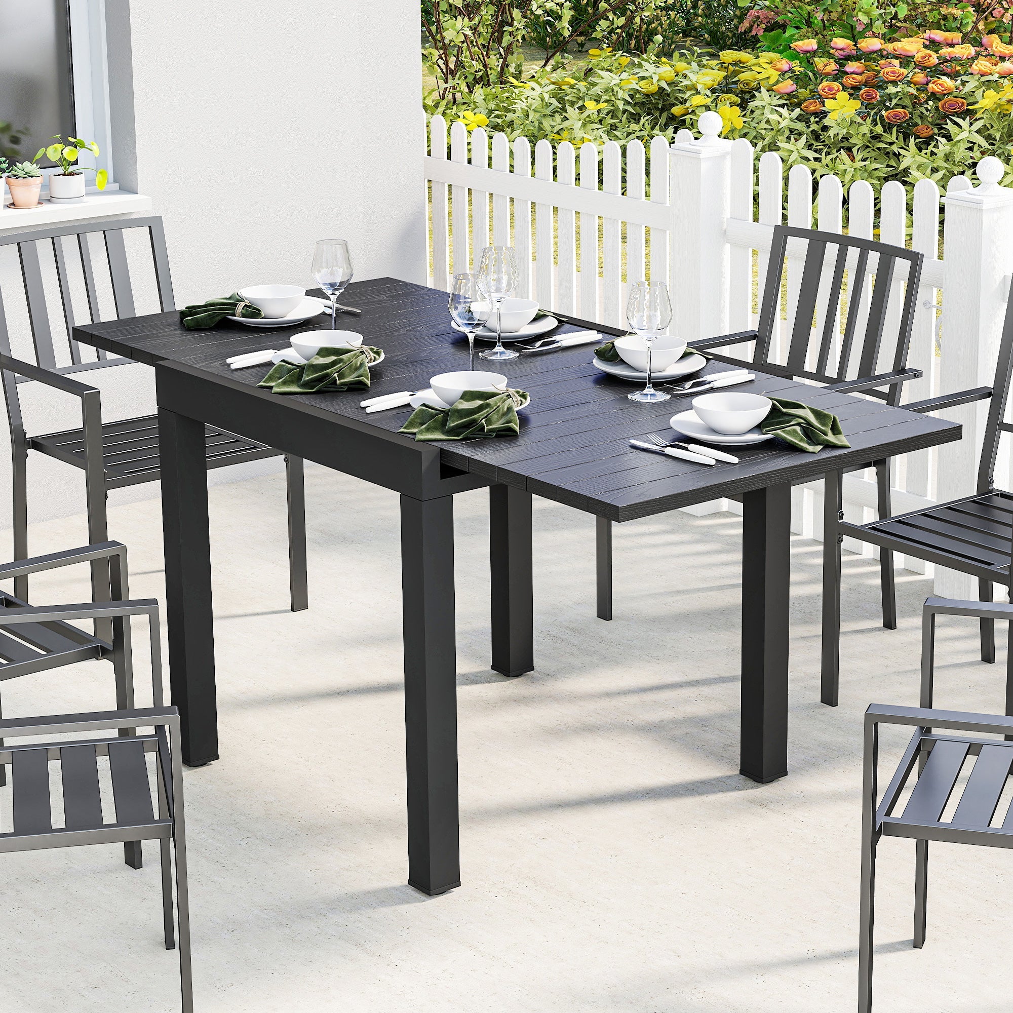 Outsunny Extending Garden Table for 4-6, Aluminium Outdoor Dining Table with Faux Wood Slatted Top, Black