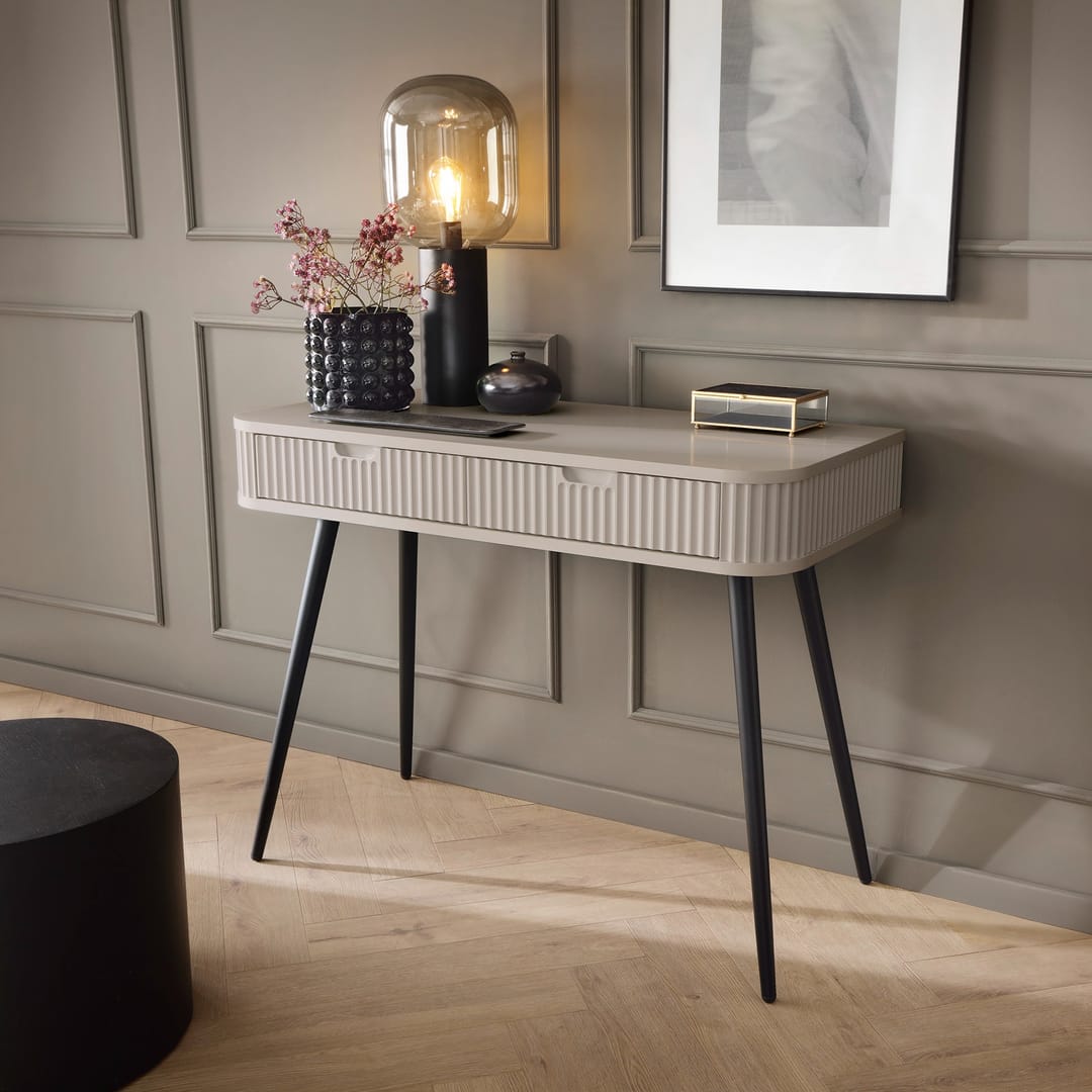 Zova Desk 103cm