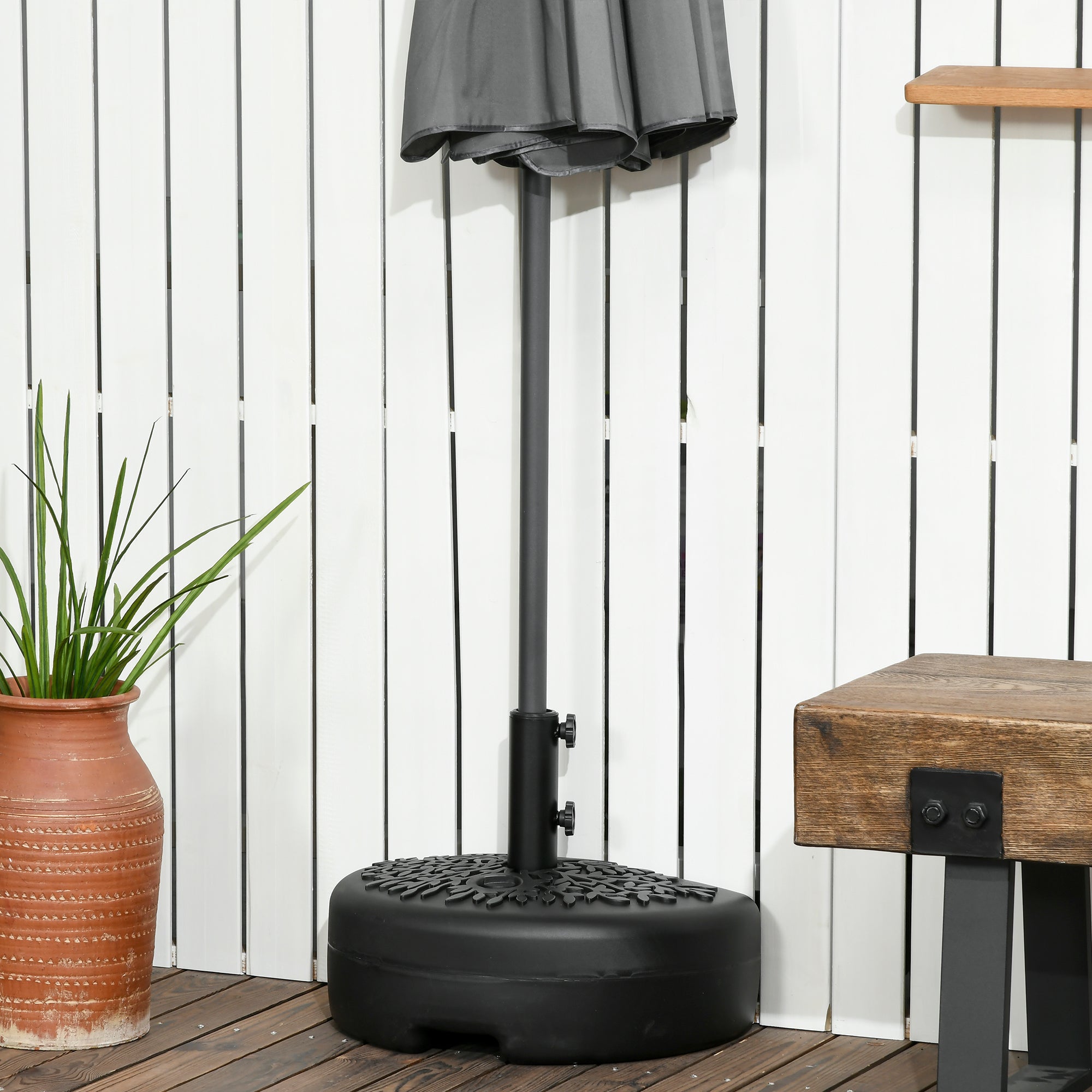 Outsunny Water/Sand Fillable Half Parasol Umbrella Base - Black