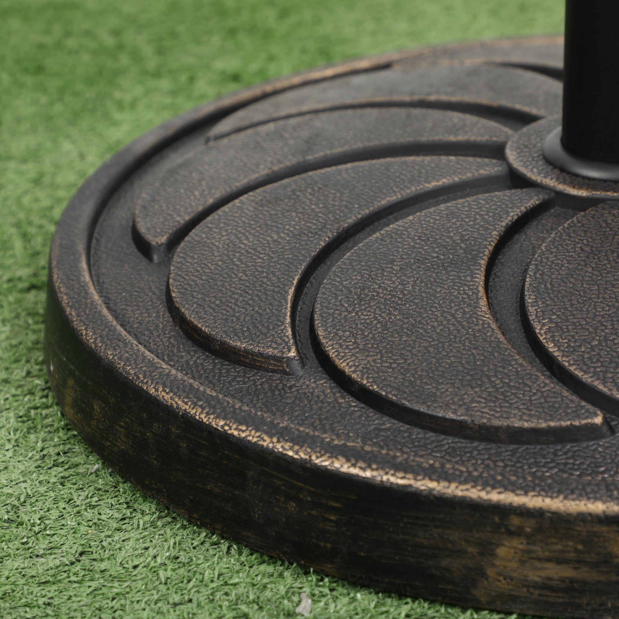 Outsunny 18kg Resin Garden Parasol Base, Round Outdoor Market Umbrella Stand Weight for Poles of 38mm to 48mm, Bronze