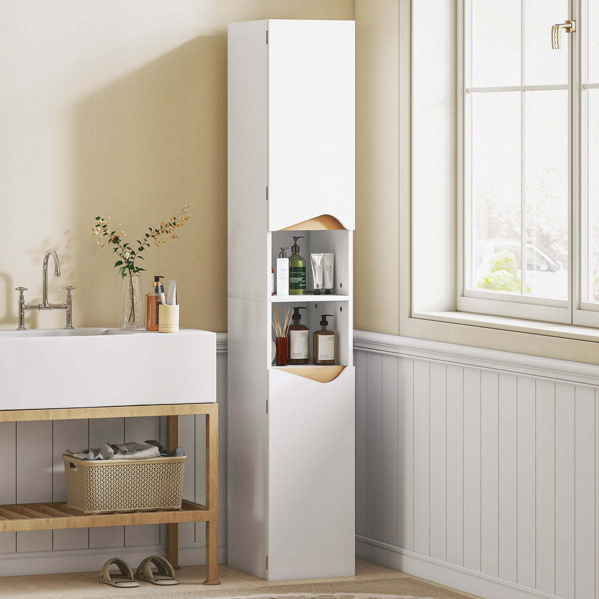 HOMCOM Tall Slim Bathroom Cabinet with 2 Doors, 2 Shelves - White