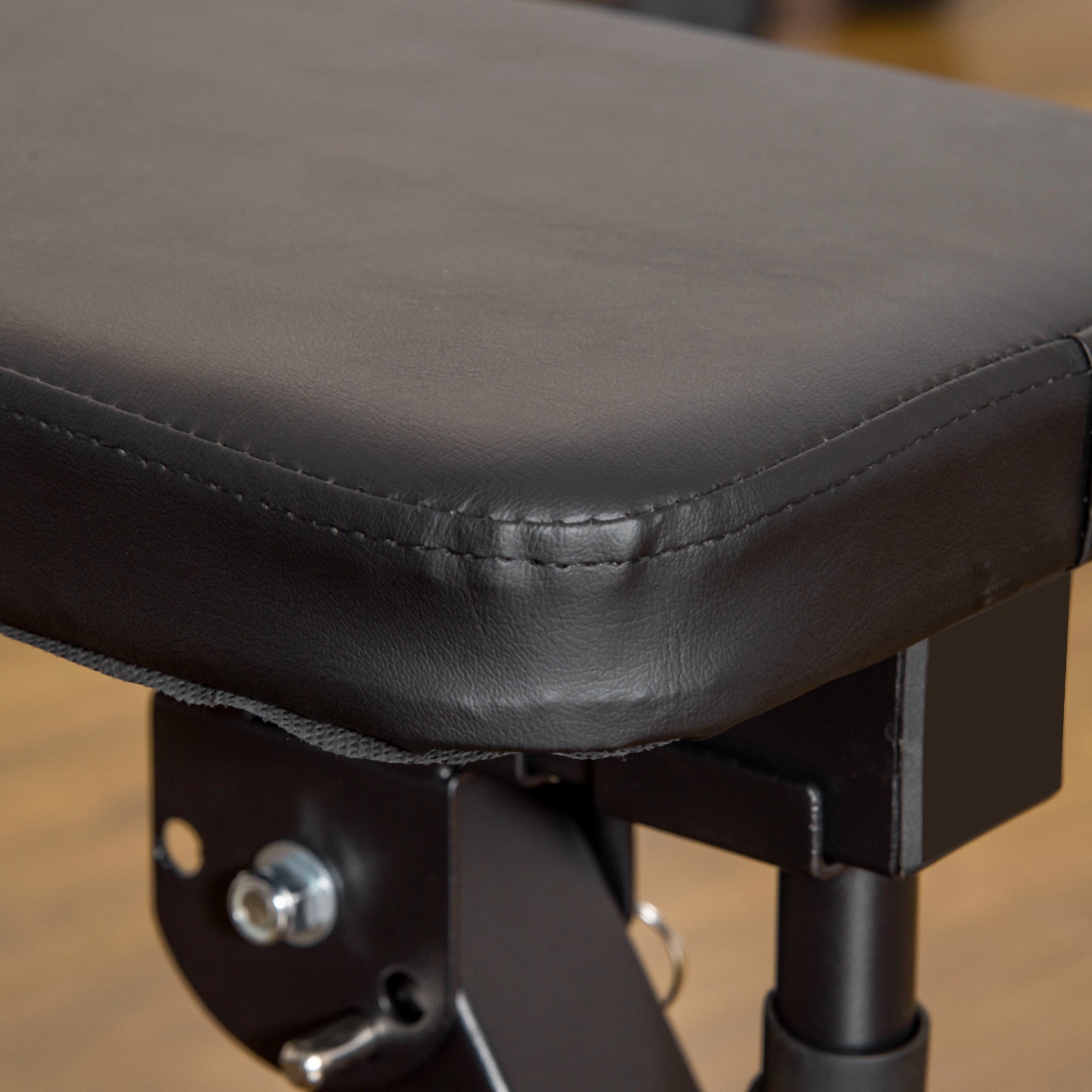 HOMCOM Adjustable Weight Bench, Foldable Bench, with Barbell Rack, Black