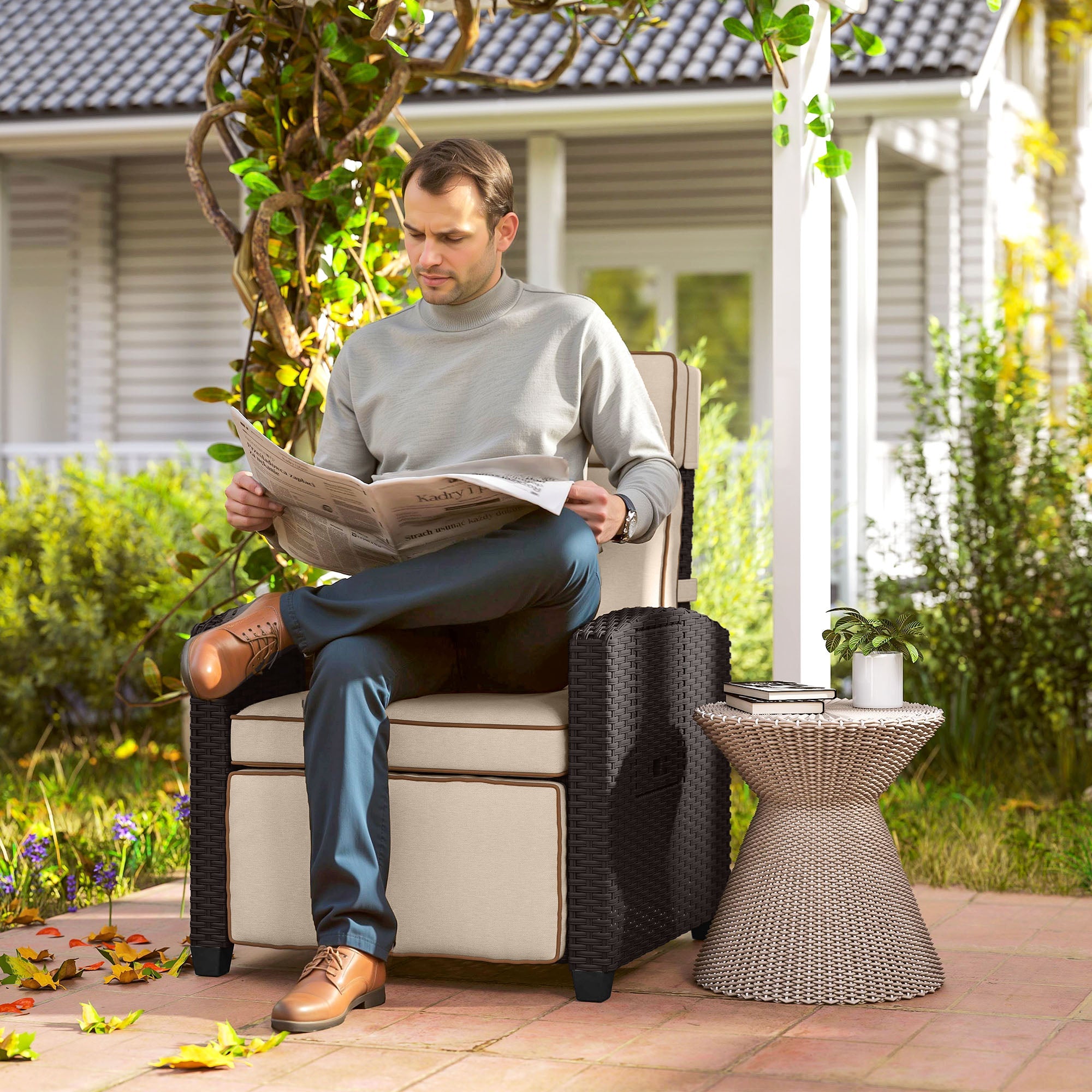 Outsunny 145Â° Reclining Rattan Armchair, with Footrest - Brown/Khaki