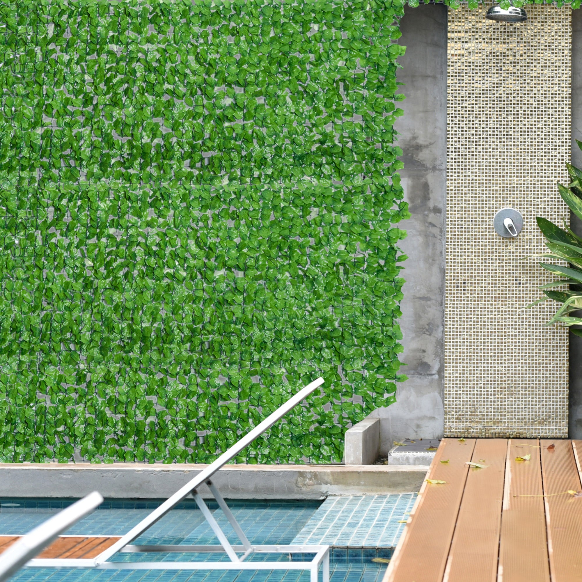 Outsunny 3 x 1m Artificial Leaf Wall - Green
