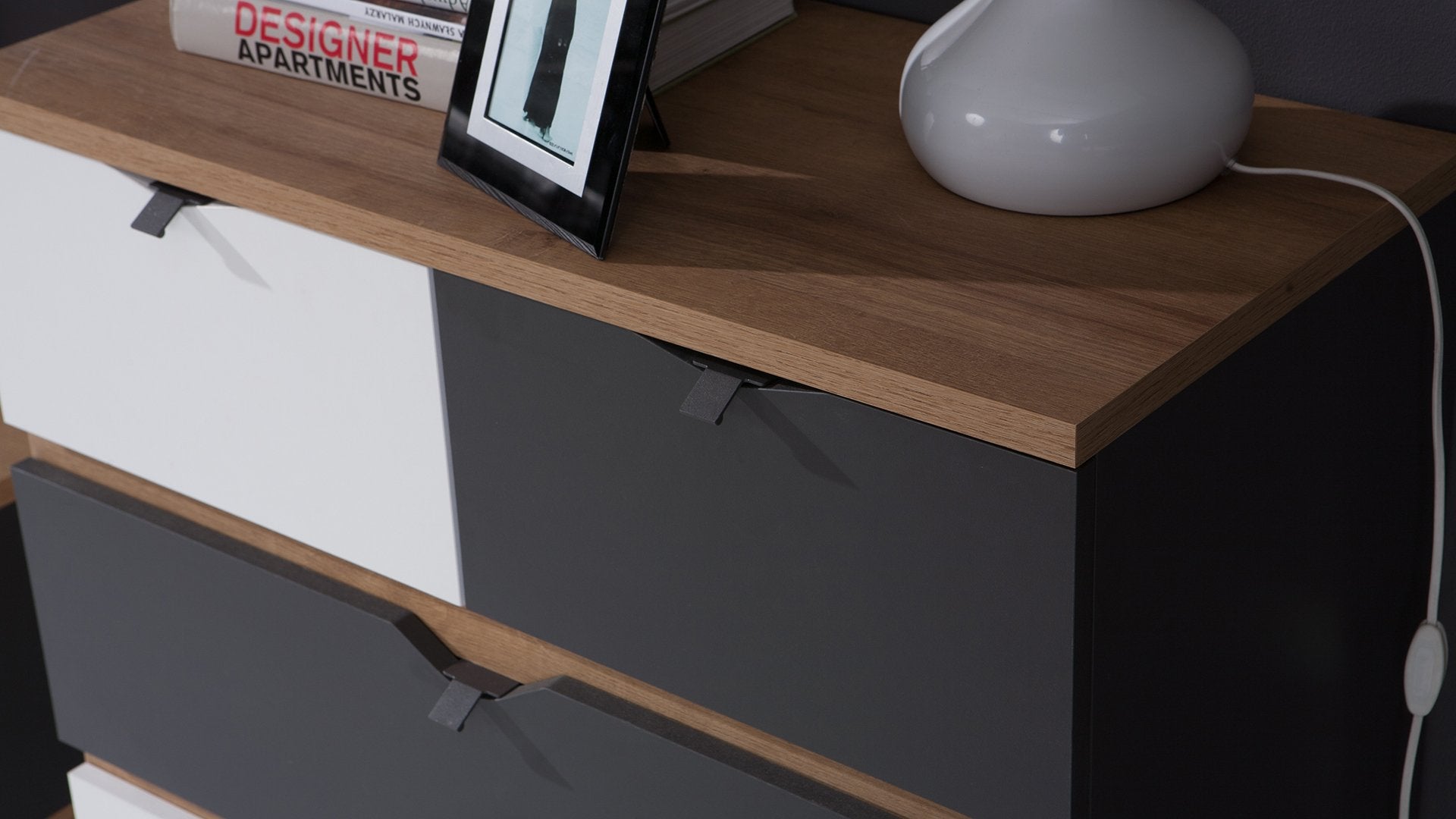 Memone Chest of Drawers 81cm