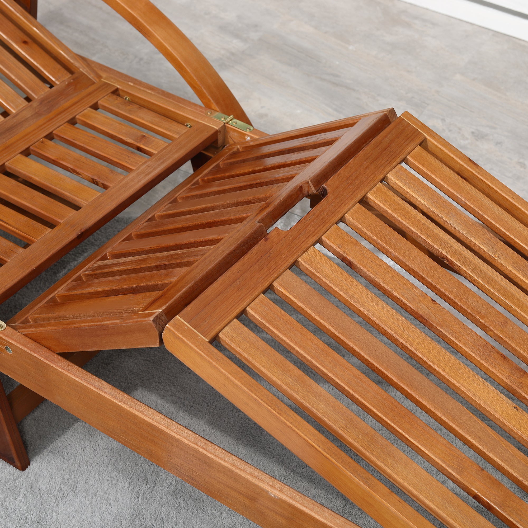 Outsunny Folding Wooden Sun Lounger, 4-Level Adjustable Garden Lounger Recliner with Side Tray and Wheels, Outdoor Reclining Sunbed with Slatted Seat and Armrests for Patio, Terrace, Teak