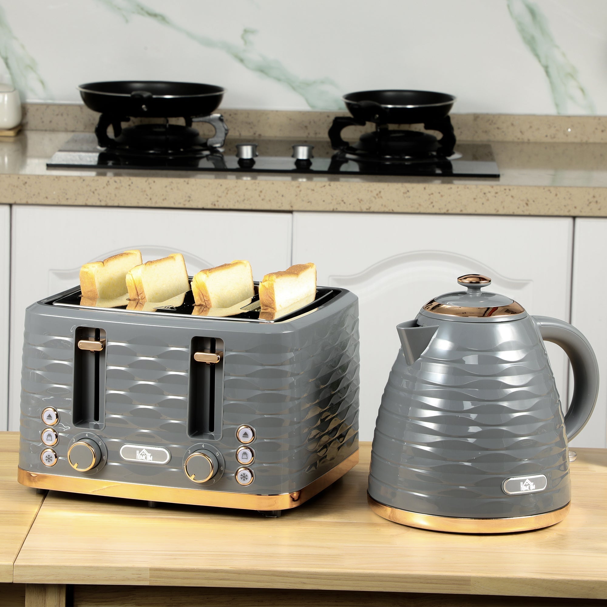 HOMCOM Four-Slice Rippled Toaster - Grey
