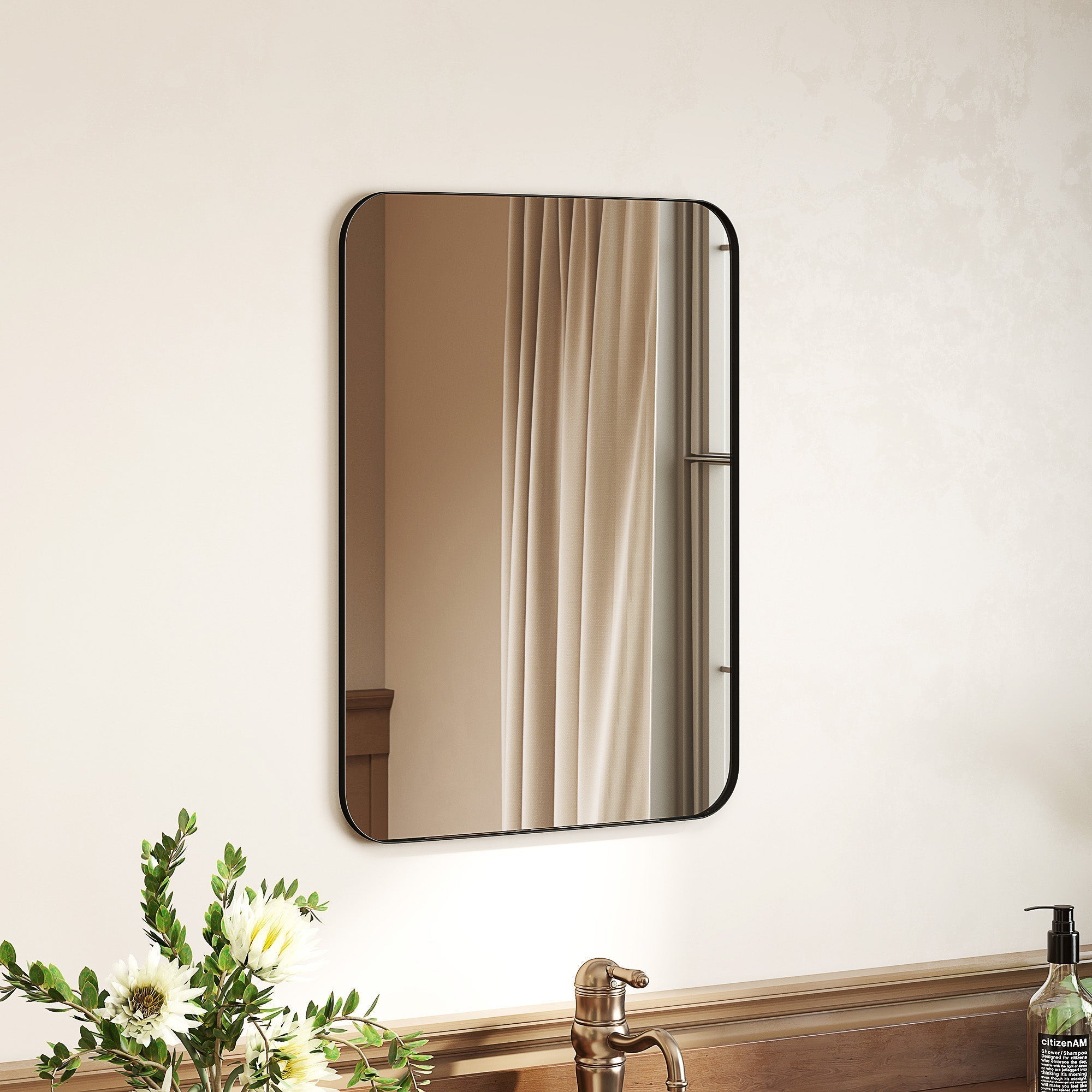 HOMCOM 70 x 50cm Curved Bathroom Mirror - Black