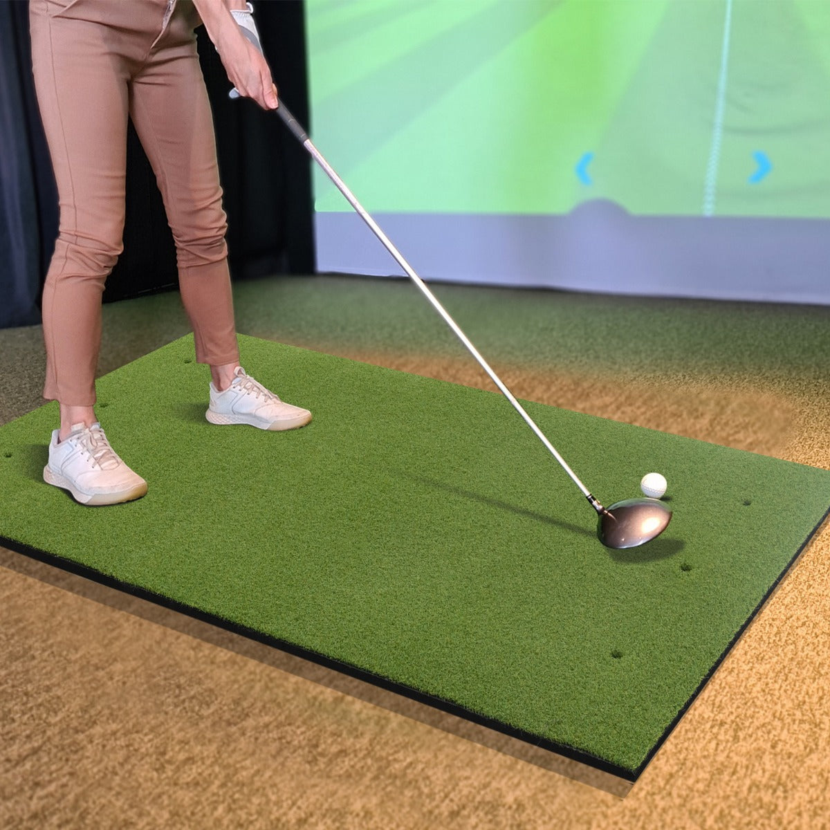 20 mm Golf Hitting Mat Includes 2 Rubber Tees and 2 Alignment Sticks-S