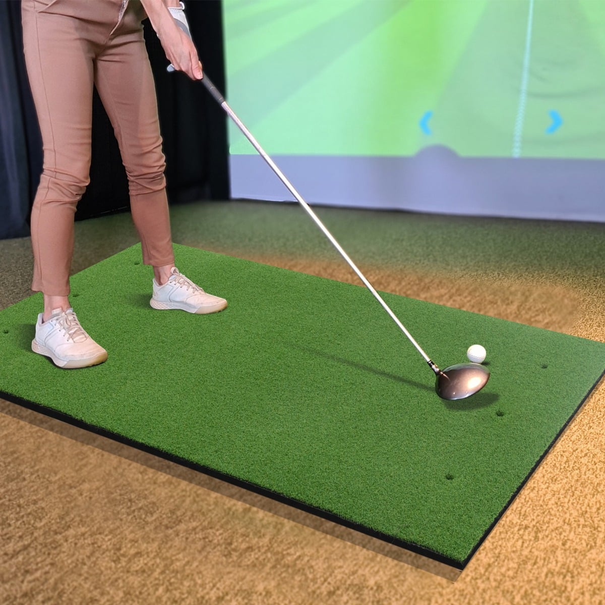 25 mm Golf Hitting Mat Includes 2 Rubber Tees and 2 Alignment Sticks