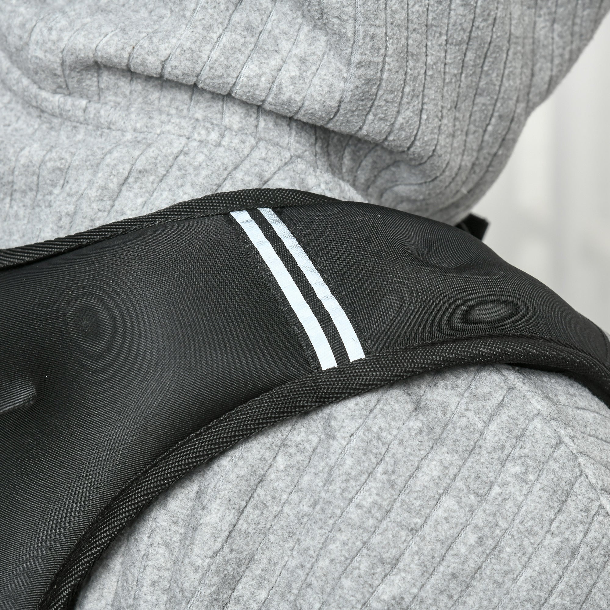 HOMCOM 5KG Weighted Vest, Running Weight Vest with Adjustable Straps, Convenient Pocket and Reflective Strips, for Men and Women Cardio Exercise Strength Training Workout