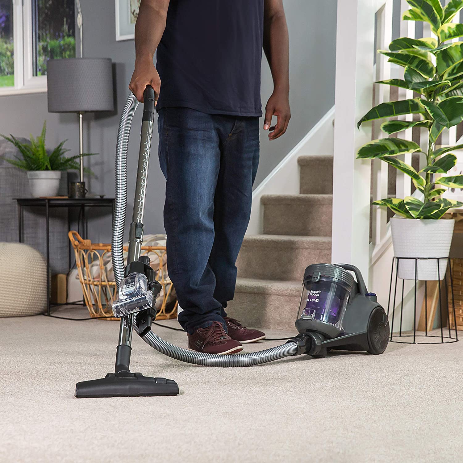 russell hobbs atlas rhcv3101 cylinder bagless vacuum cleaner