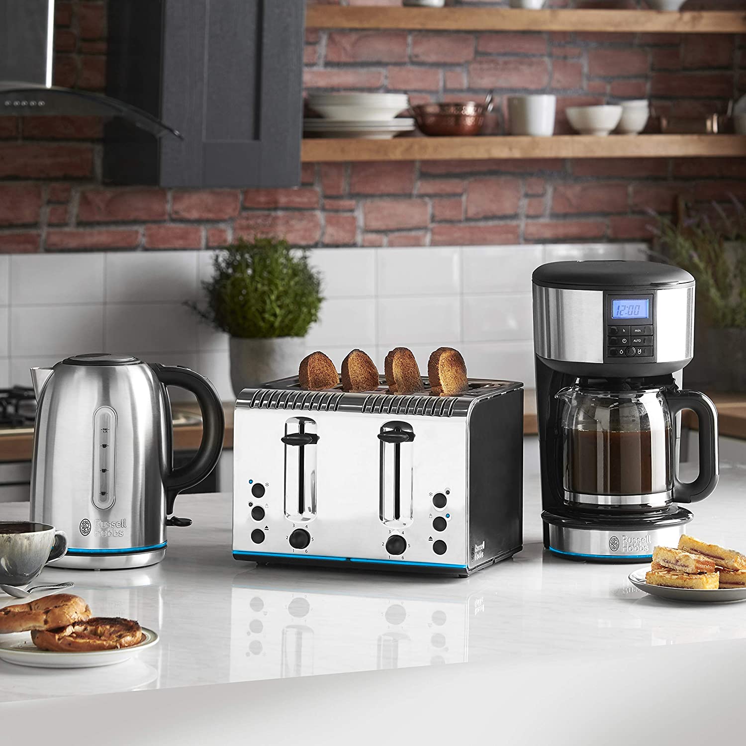 Russell hobbs legacy 4 slice clearance toaster