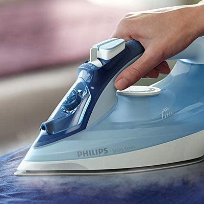 Philips Steam Iron 5000 Series, 2400 W Power, 40 g/min Continuous Steam, 180 g Steam Boost, SteamGlide Plus, DST5020/26, Blue