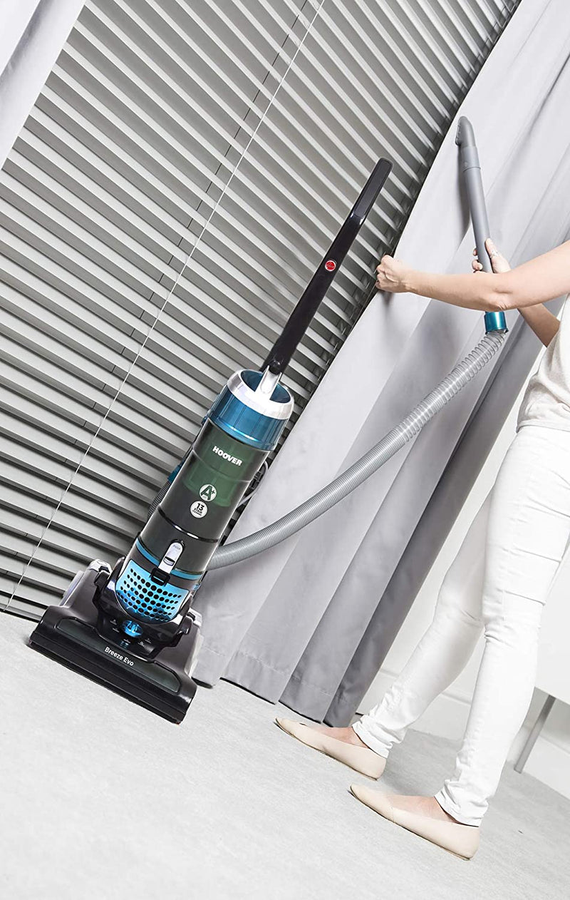 Hoover Breeze Evo TH31BO01 Bagless Upright Vacuum Cleaner [Energy Class A+]