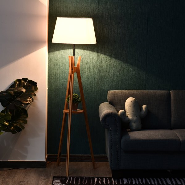 Freestanding Tripod Floor Lamp W/ Shelf