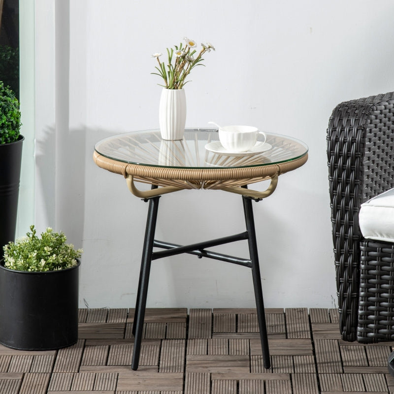 Round outdoor store cocktail table