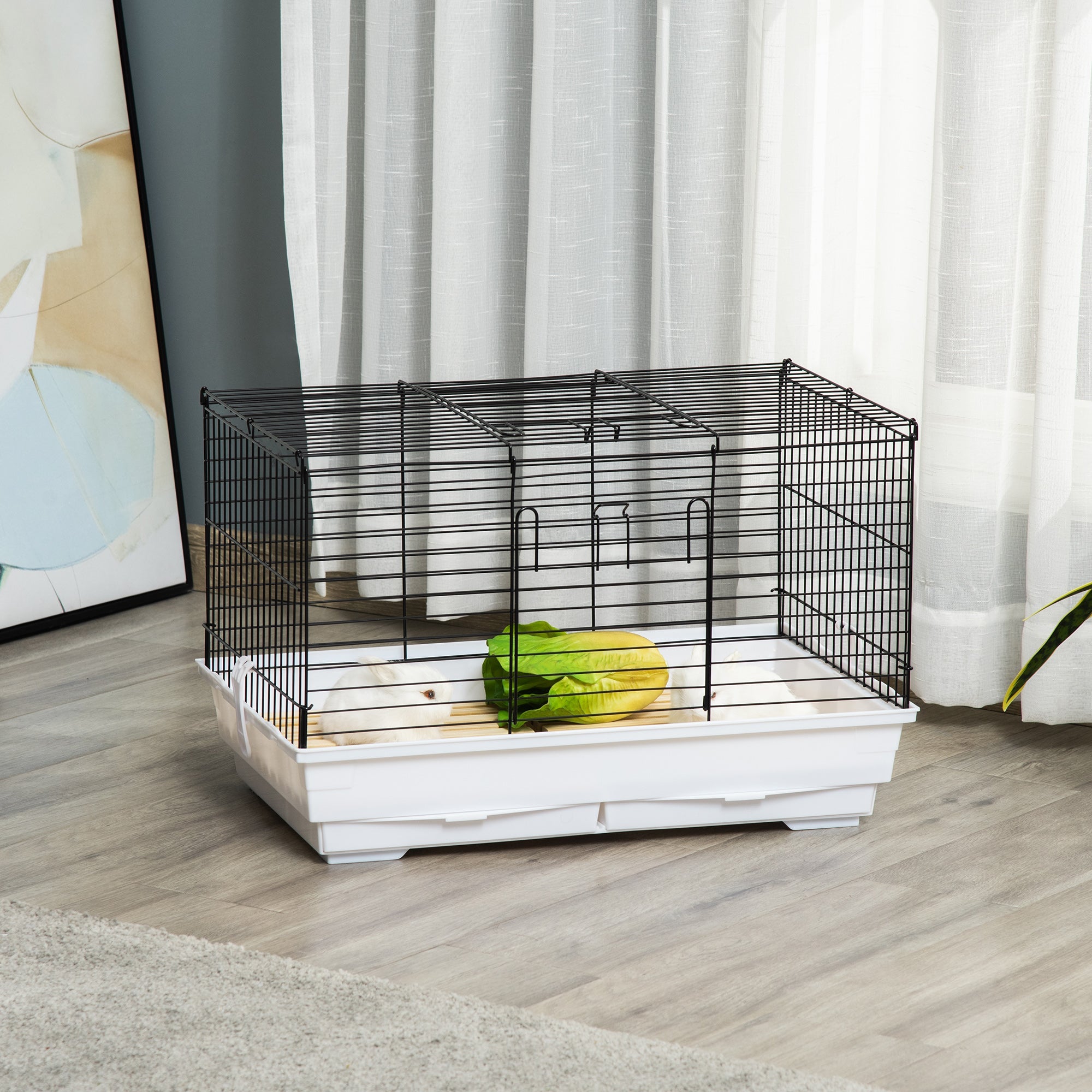 Guinea pig cage store with removable tray